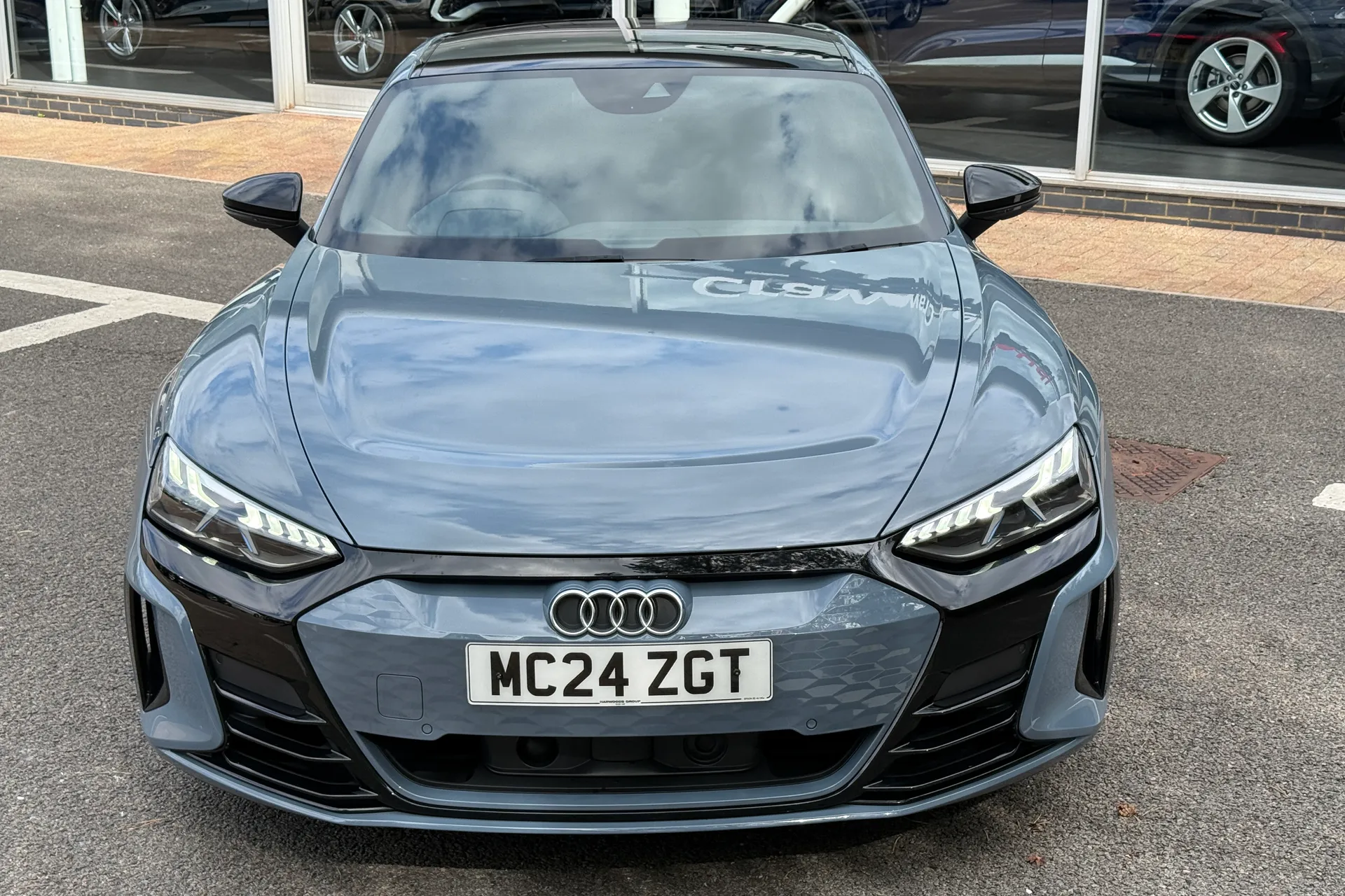 Audi RS e-tron GT thumbnail image number 52
