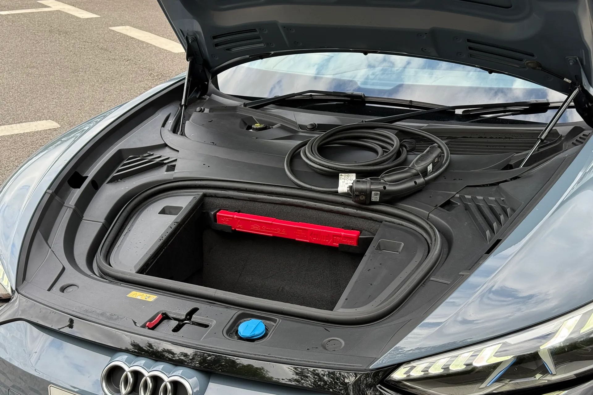 Audi RS e-tron GT thumbnail image number 5