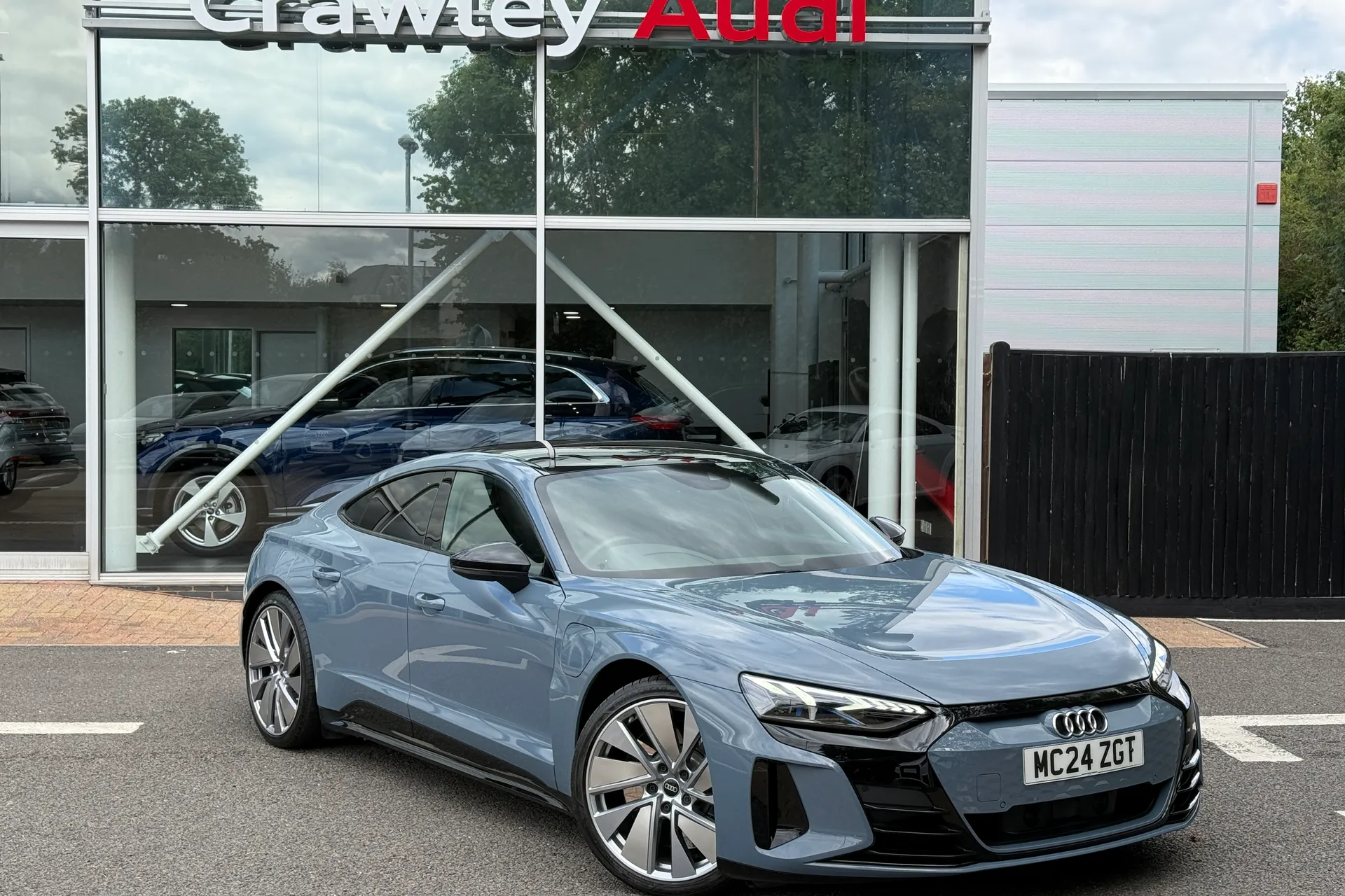Audi RS e-tron GT focused image
