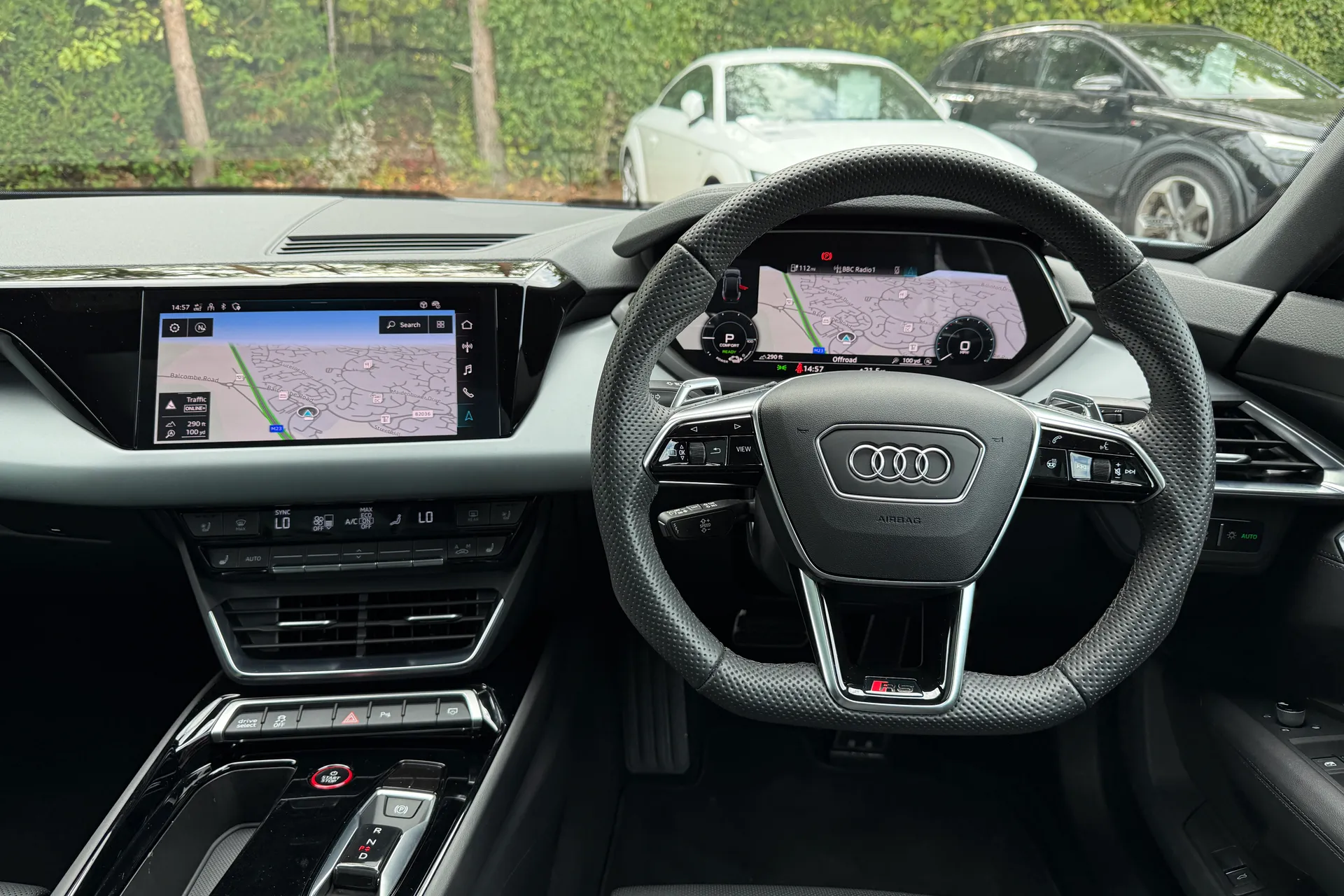Audi RS e-tron GT thumbnail image number 36