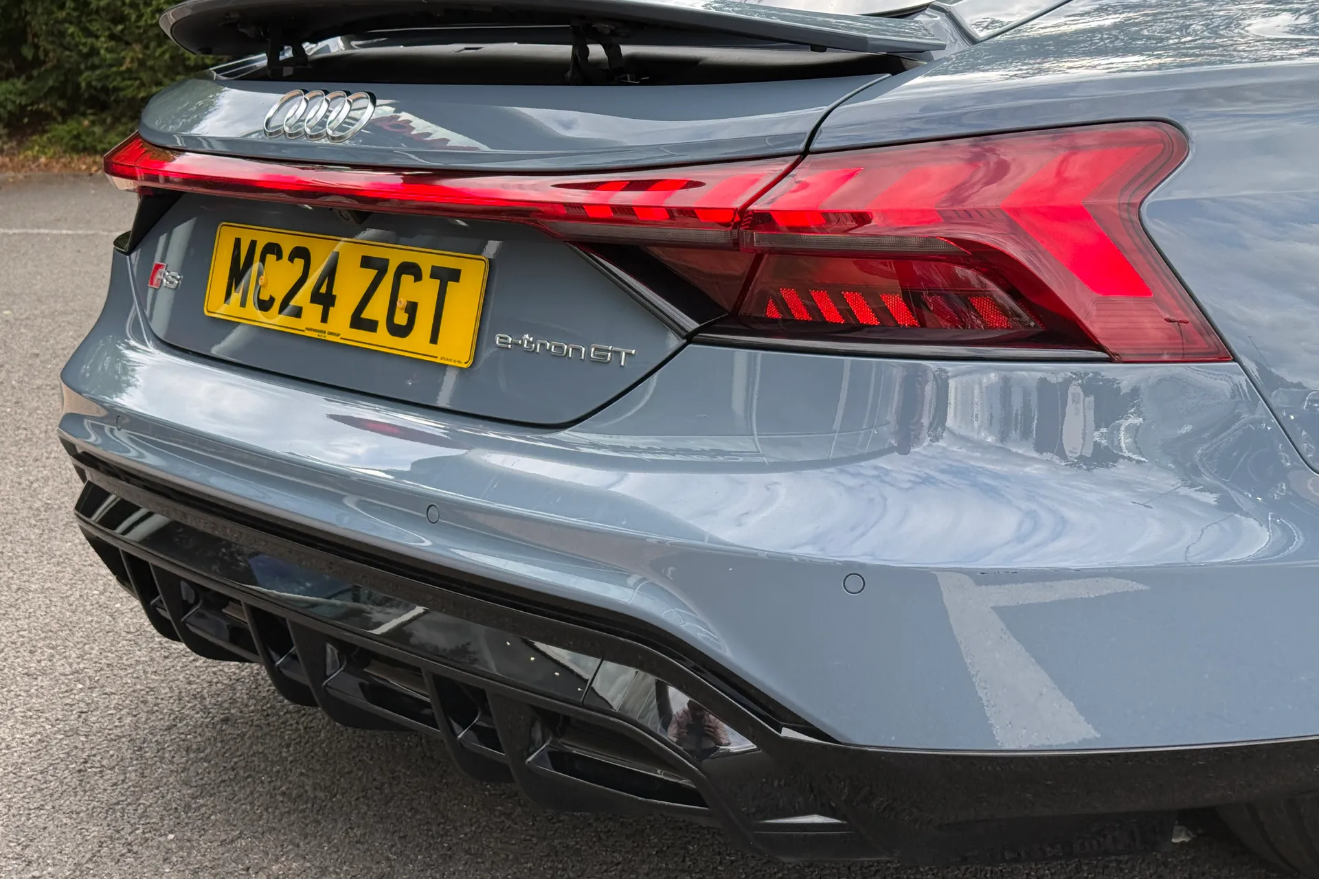 Audi RS e-tron GT thumbnail image number 38