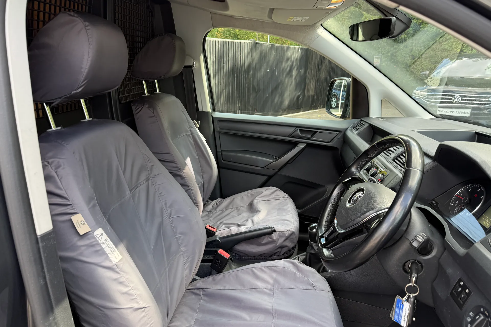 VOLKSWAGEN CADDY thumbnail image number 17