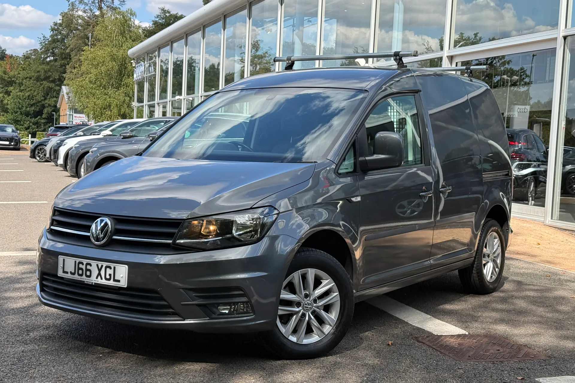 VOLKSWAGEN CADDY thumbnail image number 29