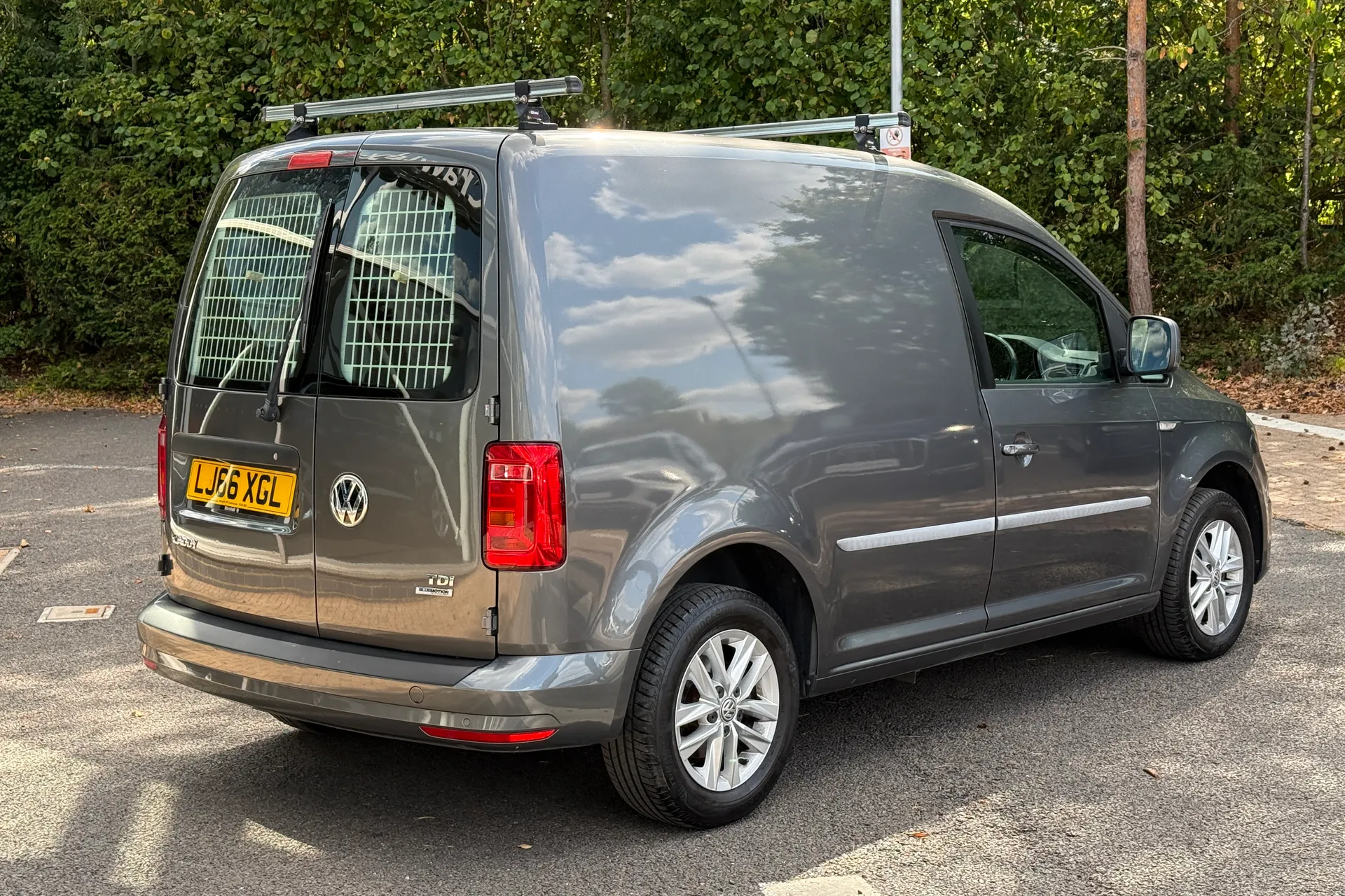VOLKSWAGEN CADDY thumbnail image number 20