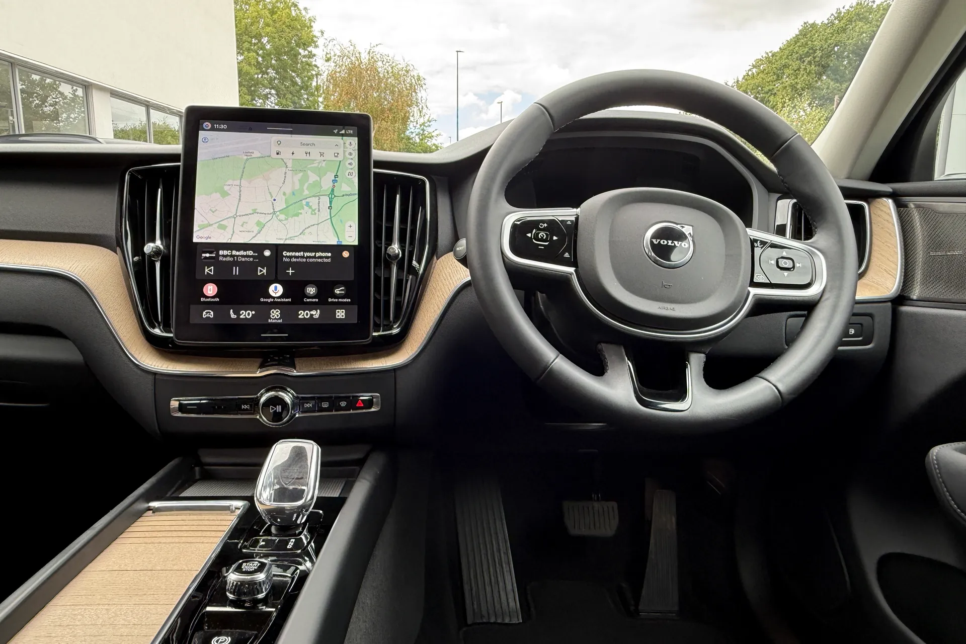 Volvo XC60 thumbnail image number 32