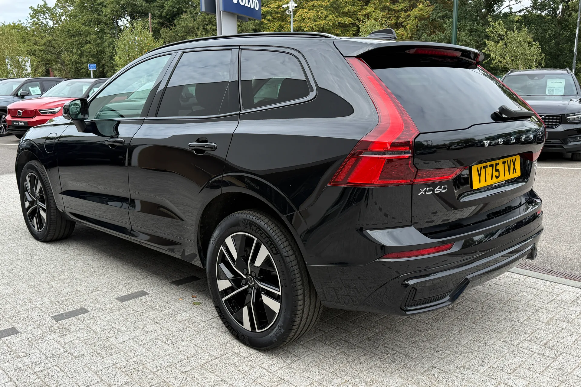 Volvo XC60 thumbnail image number 10