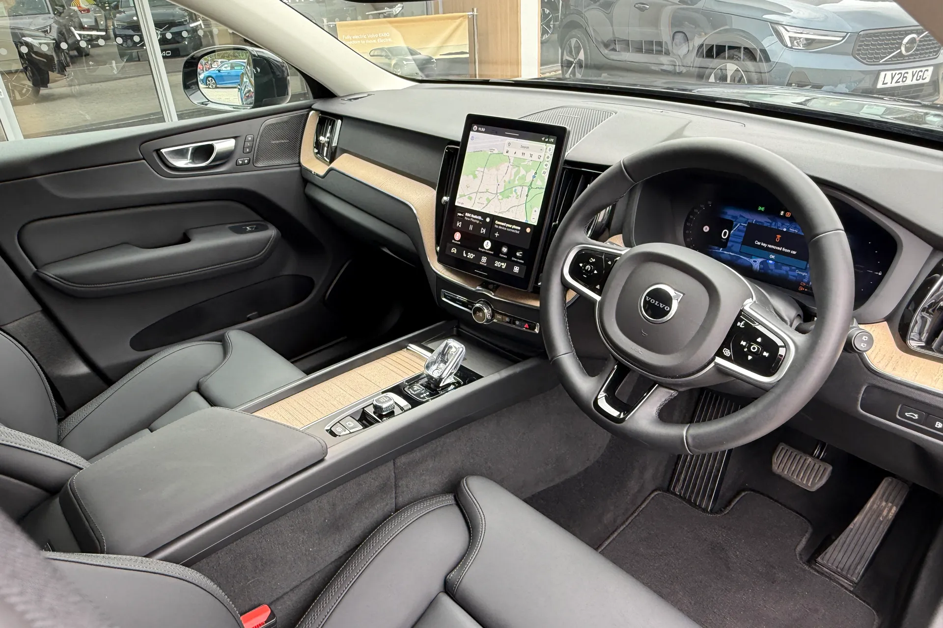 Volvo XC60 thumbnail image number 6