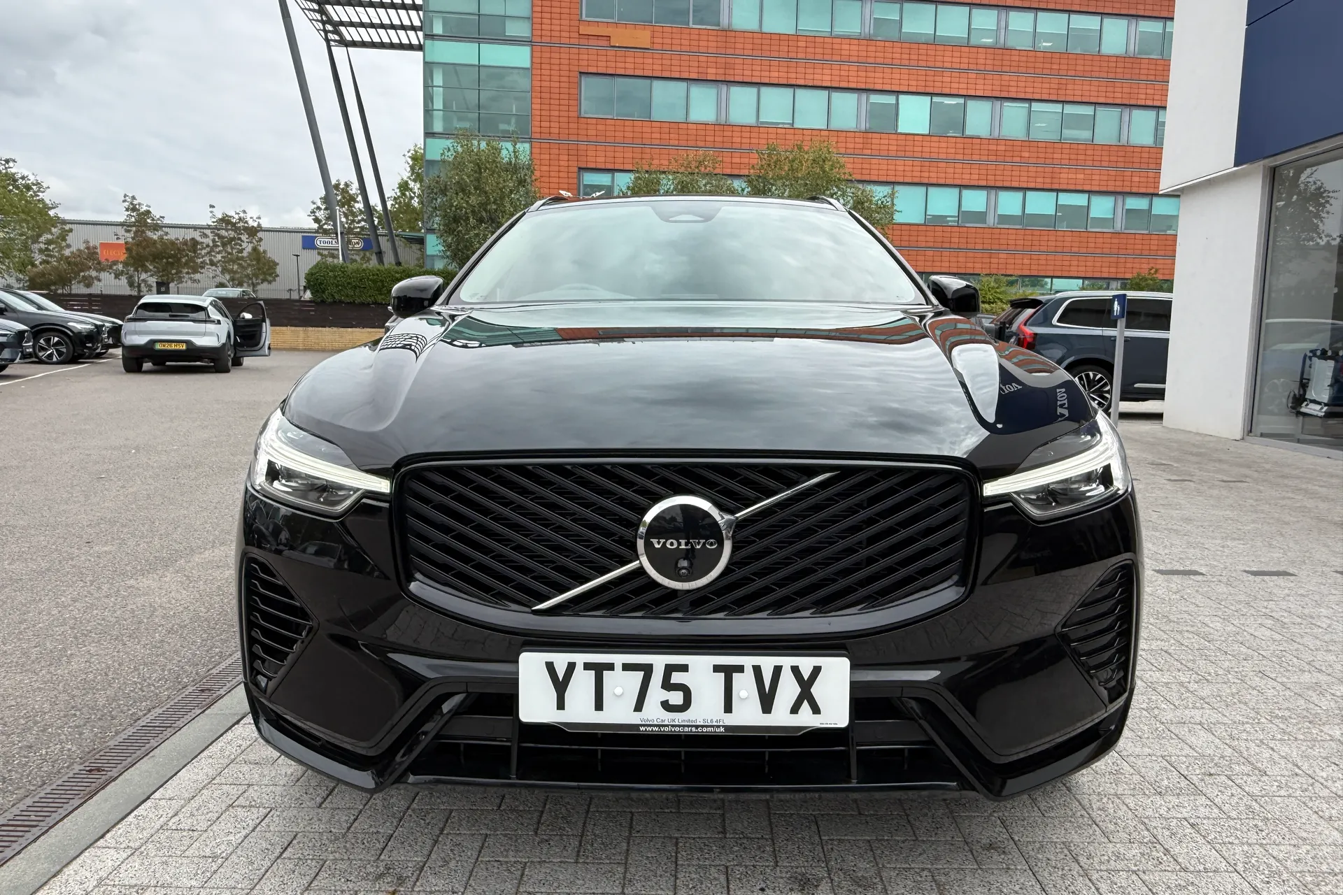 Volvo XC60 thumbnail image number 13