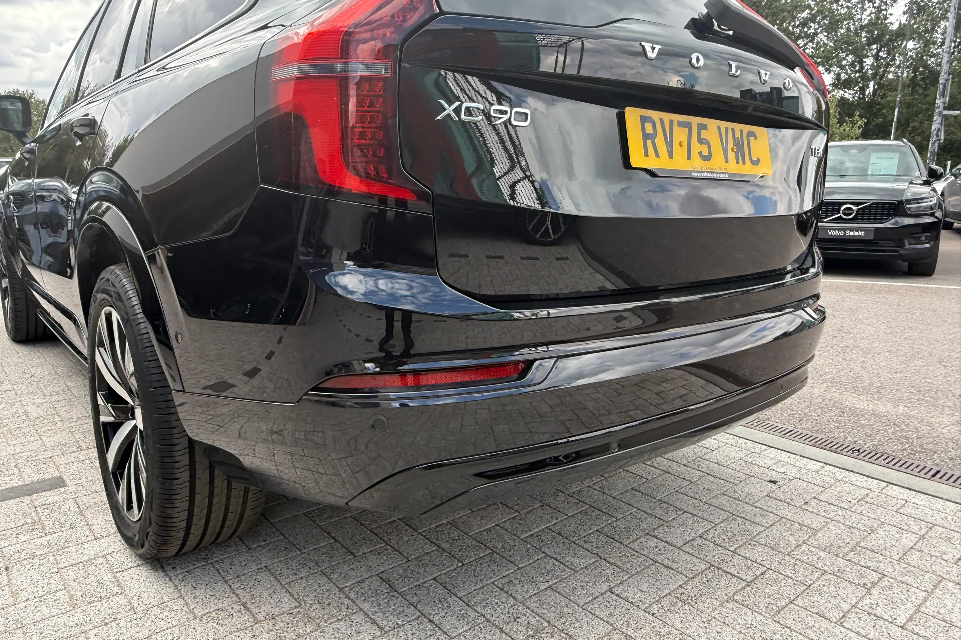 Volvo XC90 thumbnail image number 22