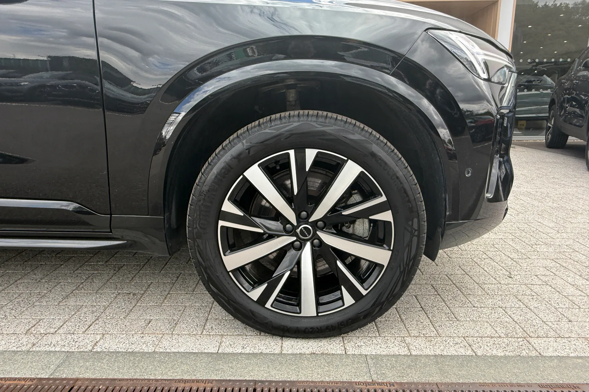 Volvo XC90 thumbnail image number 17