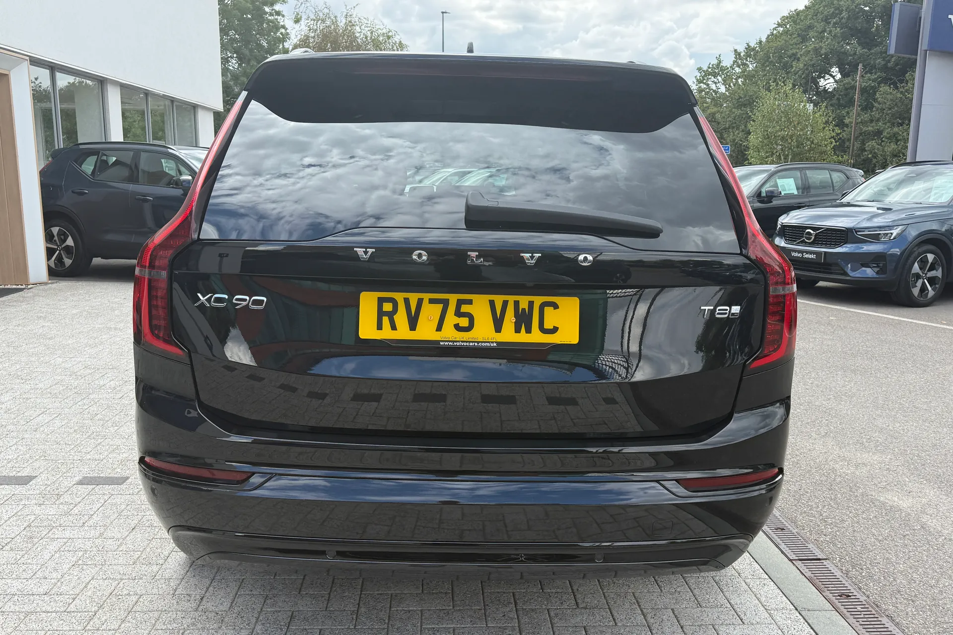 Volvo XC90 thumbnail image number 12