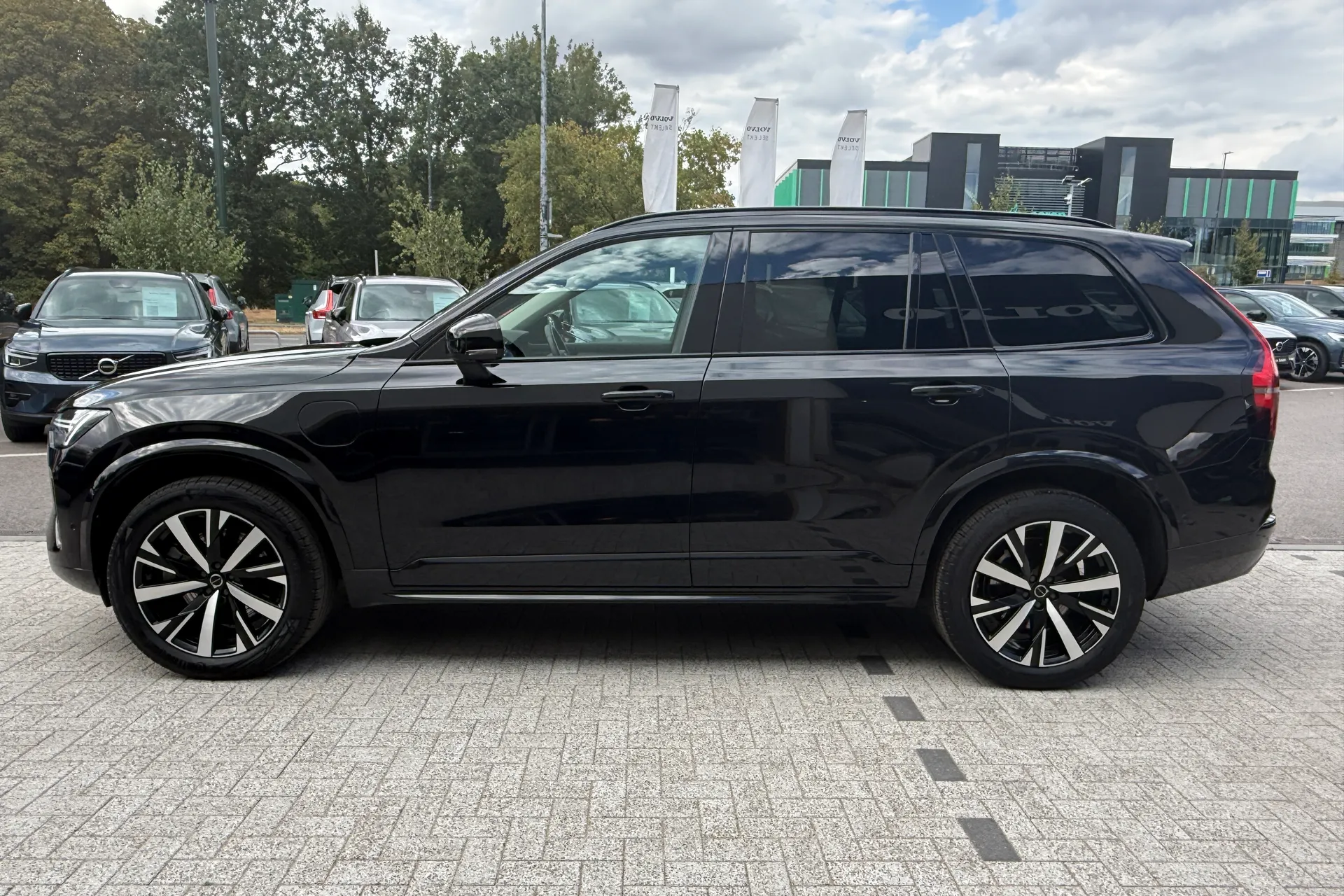 Volvo XC90 thumbnail image number 14