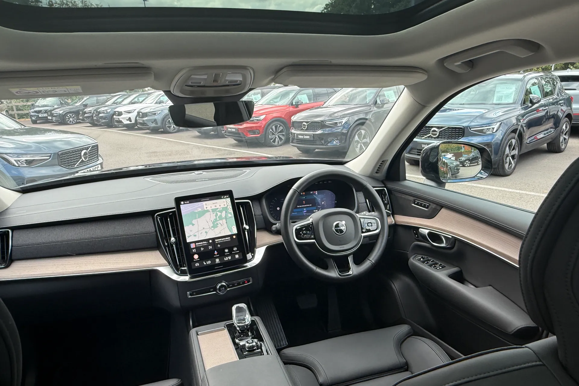 Volvo XC90 thumbnail image number 34