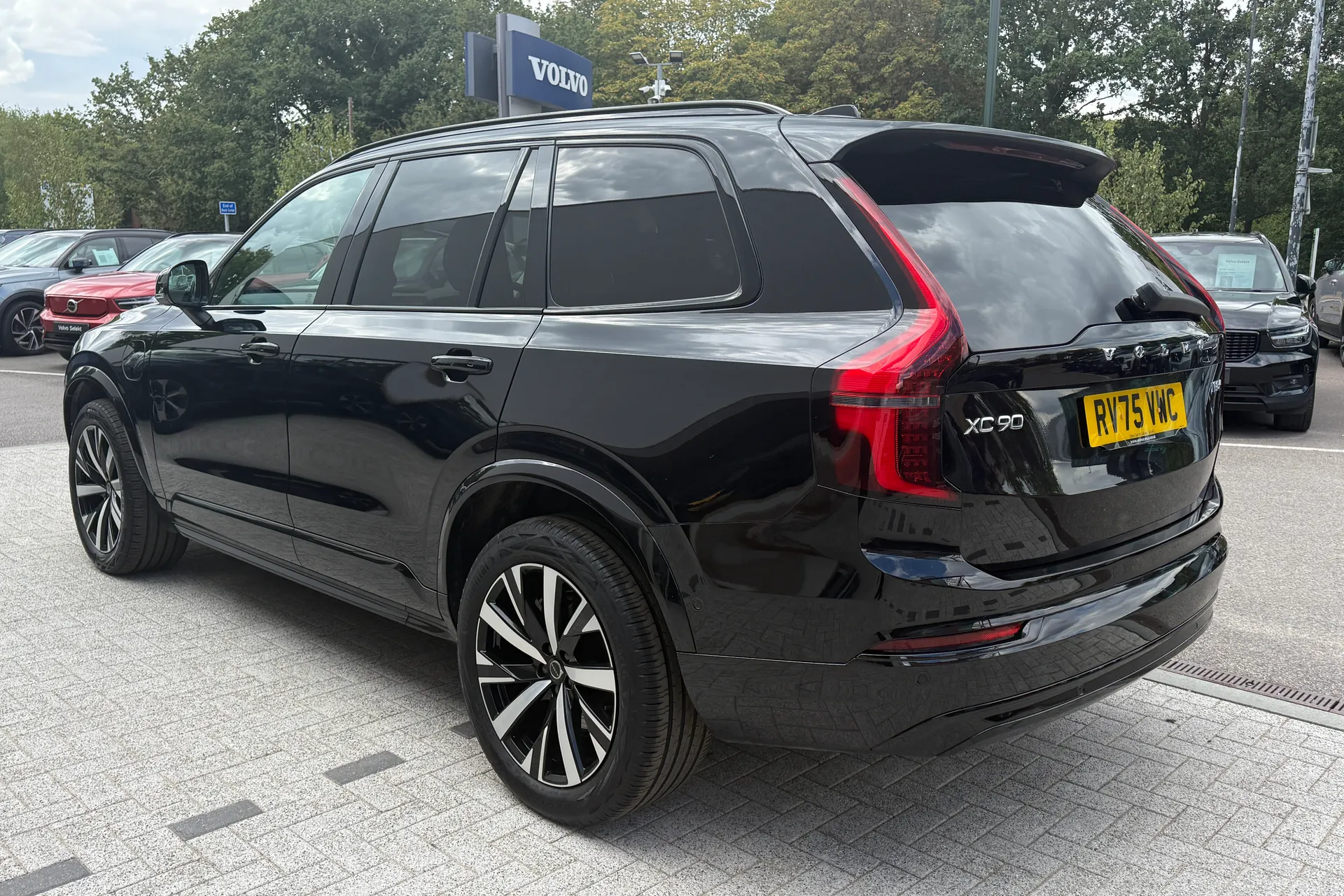 Volvo XC90 thumbnail image number 13