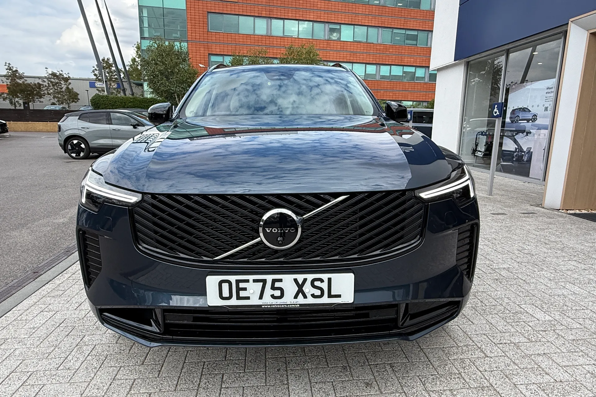 Volvo XC90 thumbnail image number 16