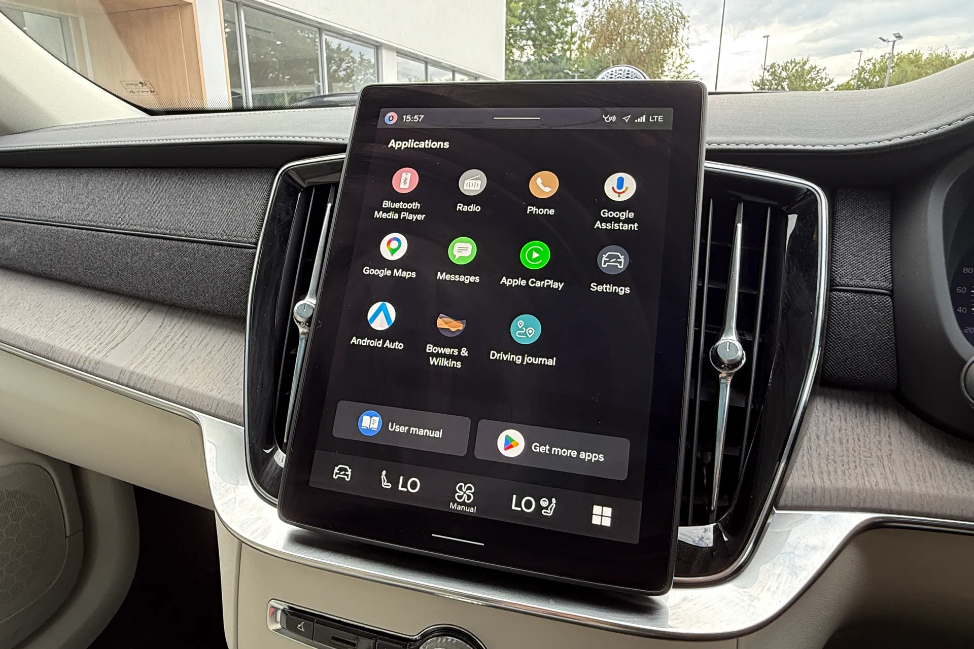 Volvo XC90 thumbnail image number 41