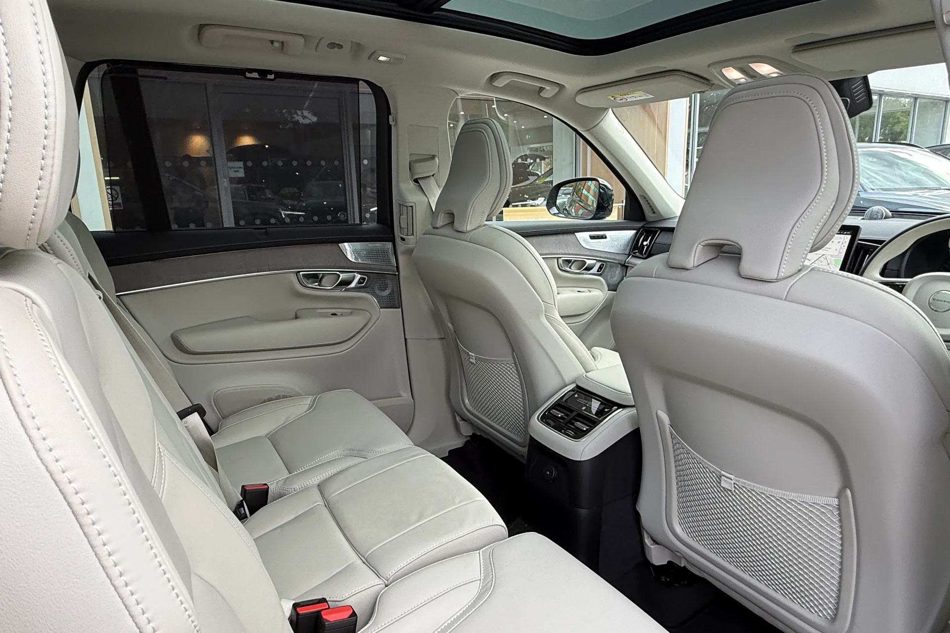 Volvo XC90 thumbnail image number 25