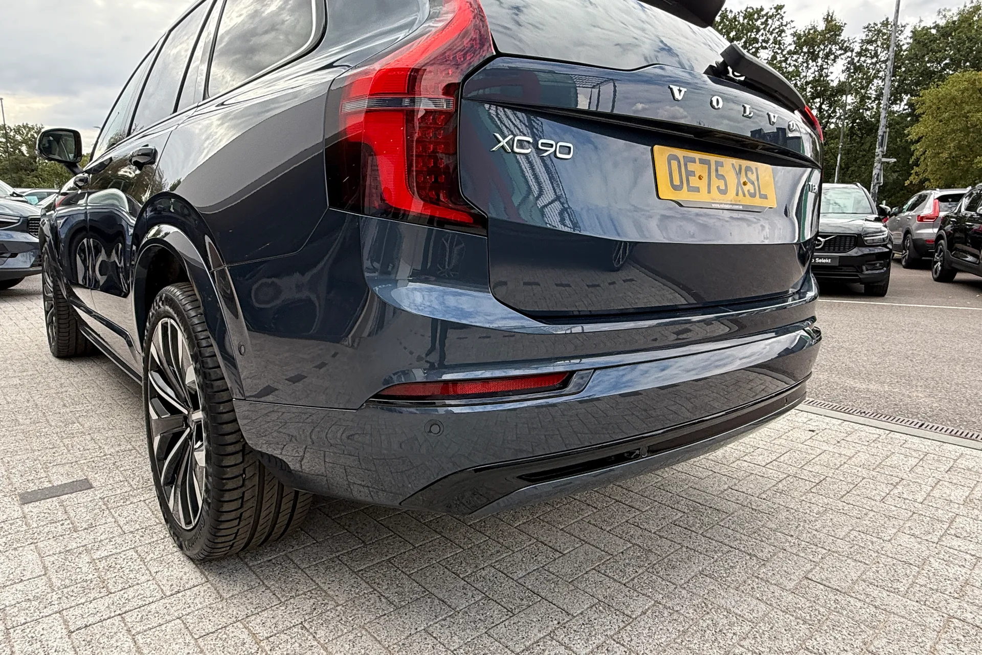 Volvo XC90 thumbnail image number 22
