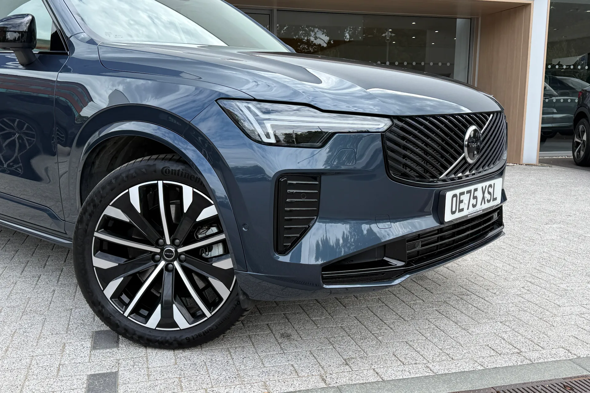 Volvo XC90 thumbnail image number 10