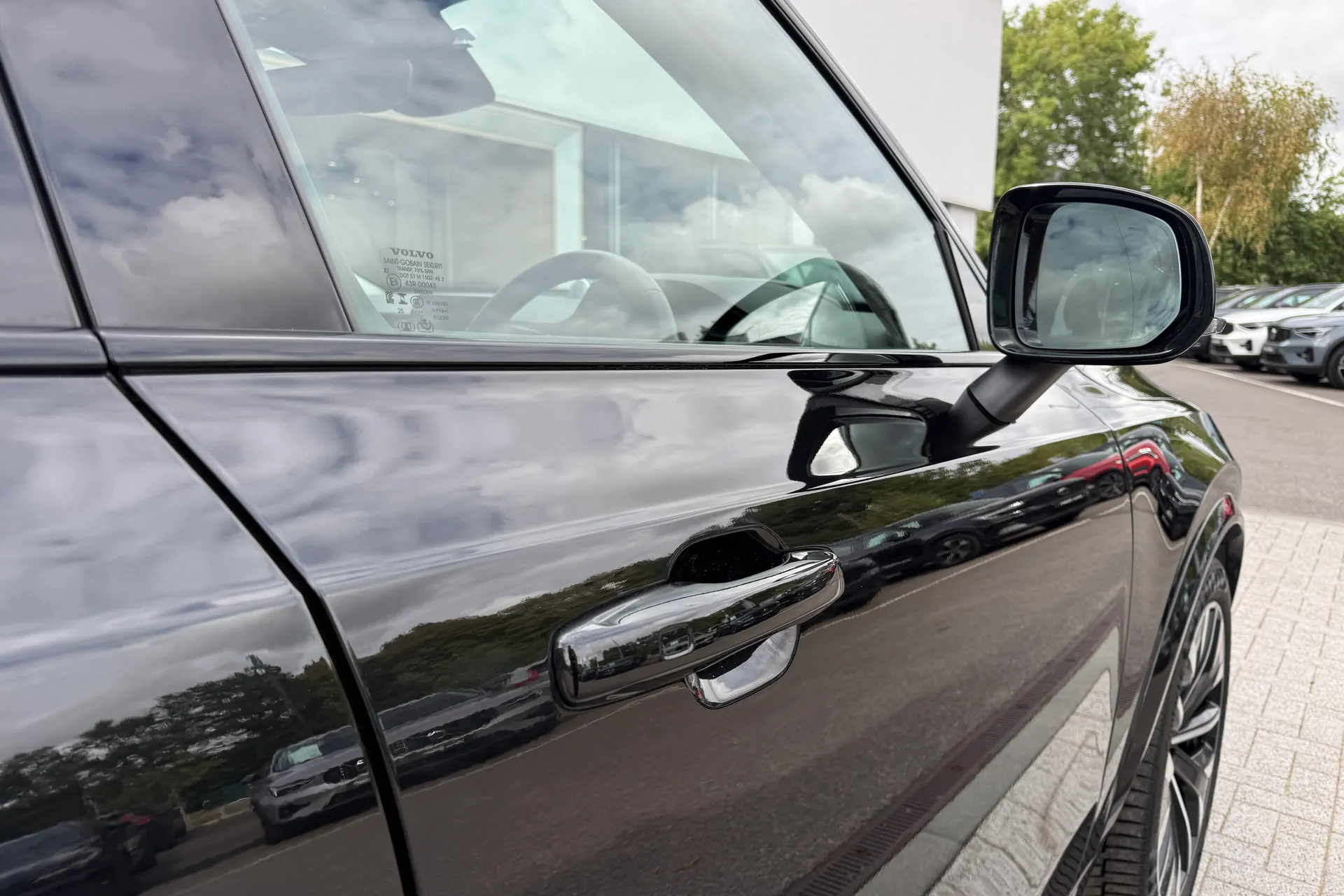 Volvo XC90 thumbnail image number 18