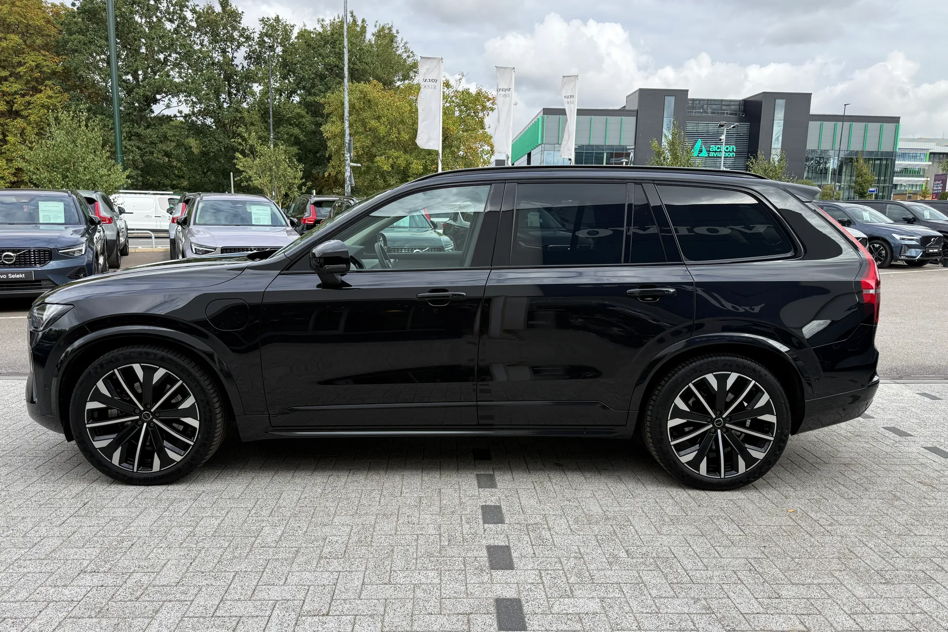 Volvo XC90 thumbnail image number 14