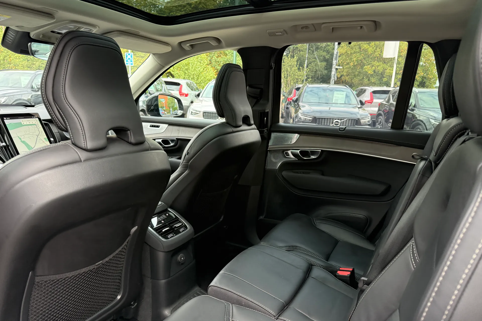 Volvo XC90 thumbnail image number 31