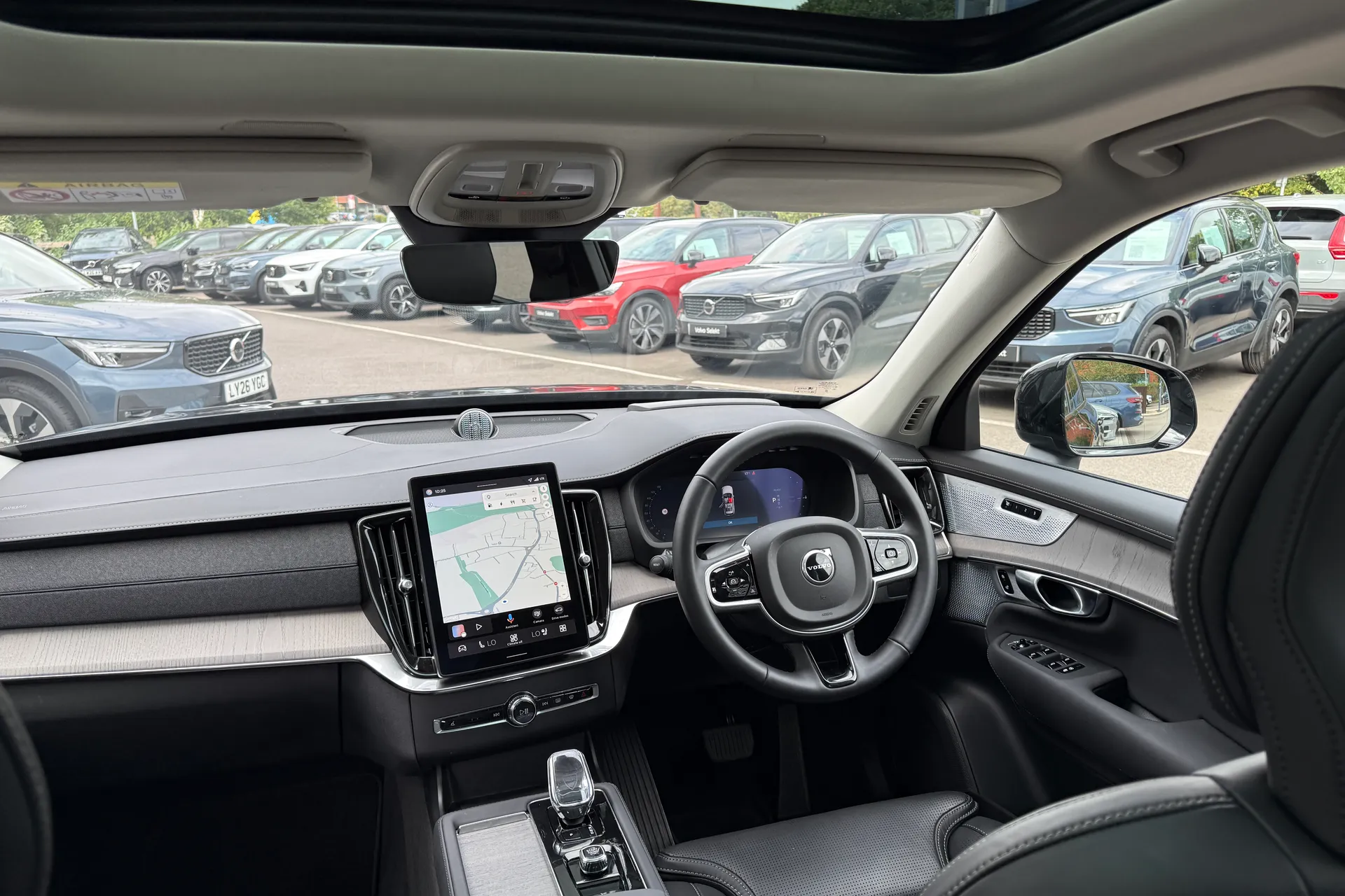 Volvo XC90 thumbnail image number 34
