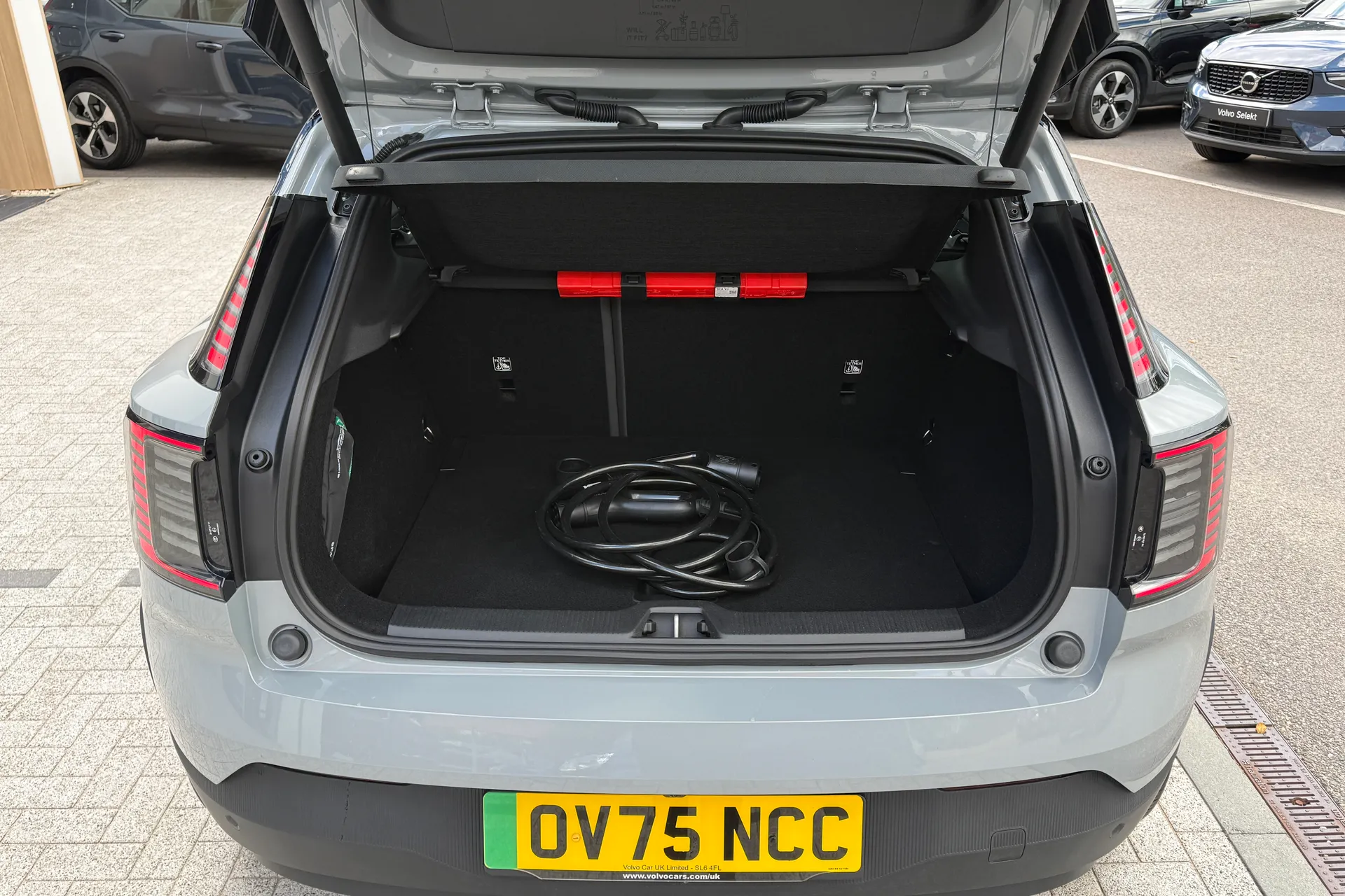 Volvo EX30 thumbnail image number 20