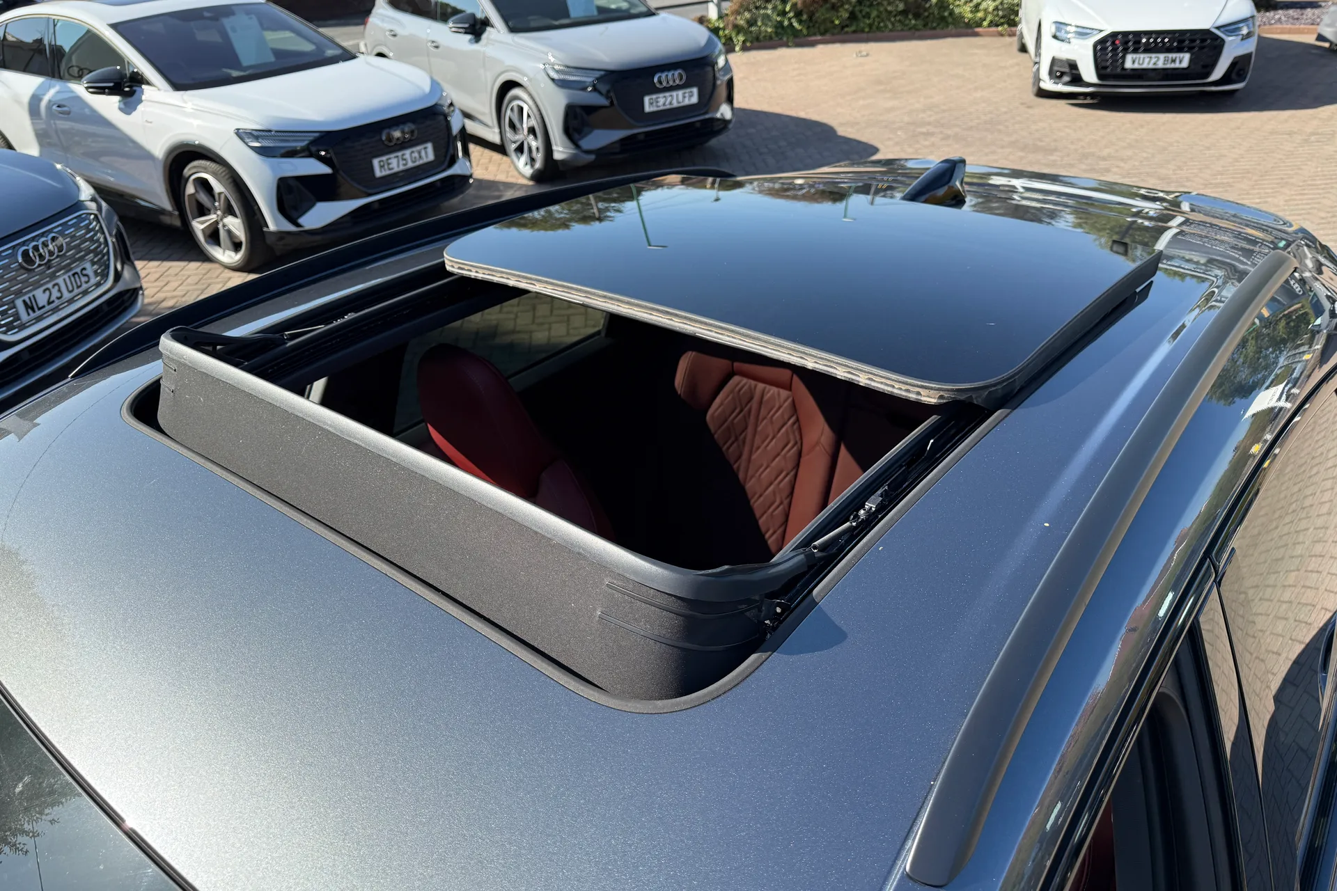 Audi Q5 thumbnail image number 9