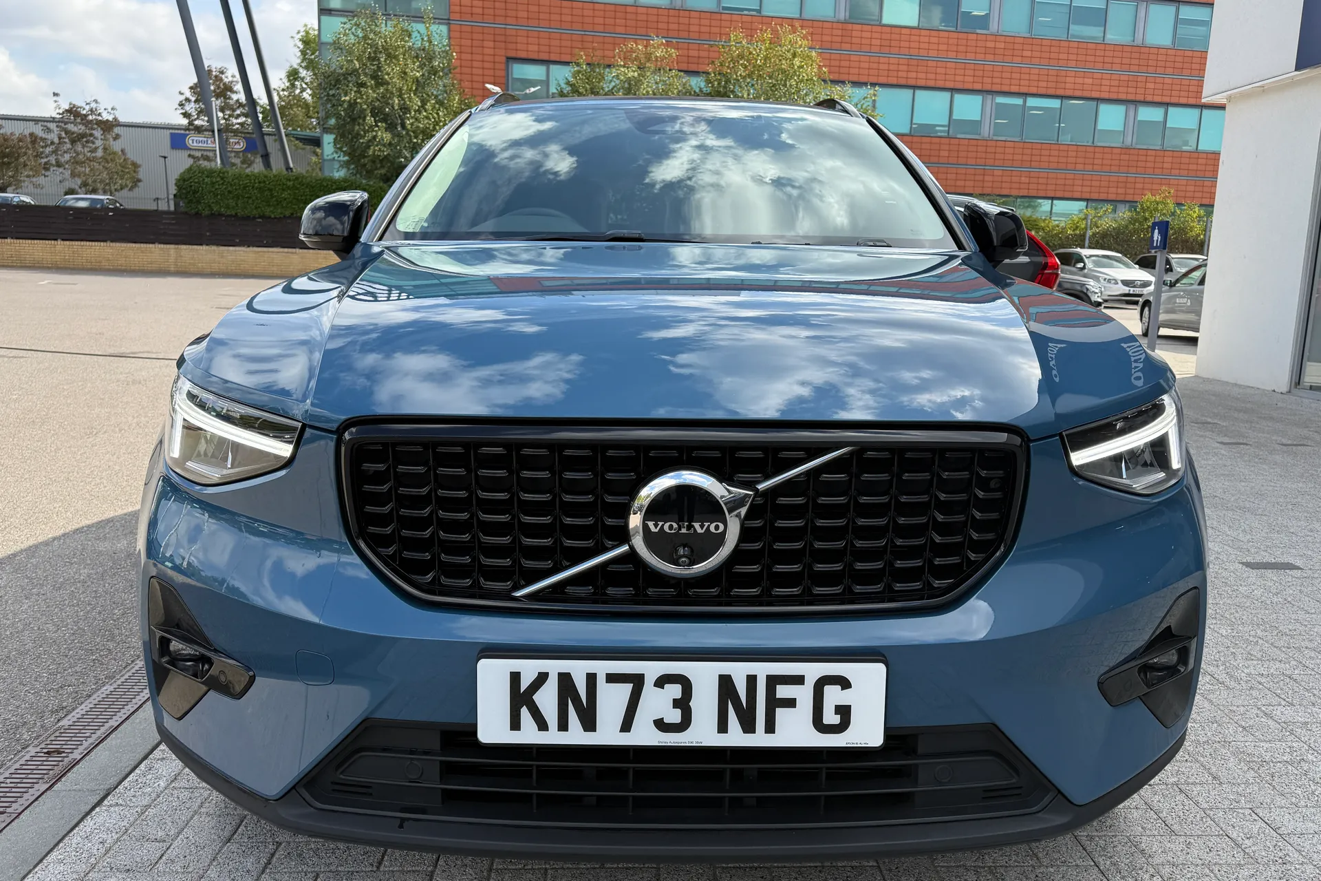 Volvo XC40 thumbnail image number 13