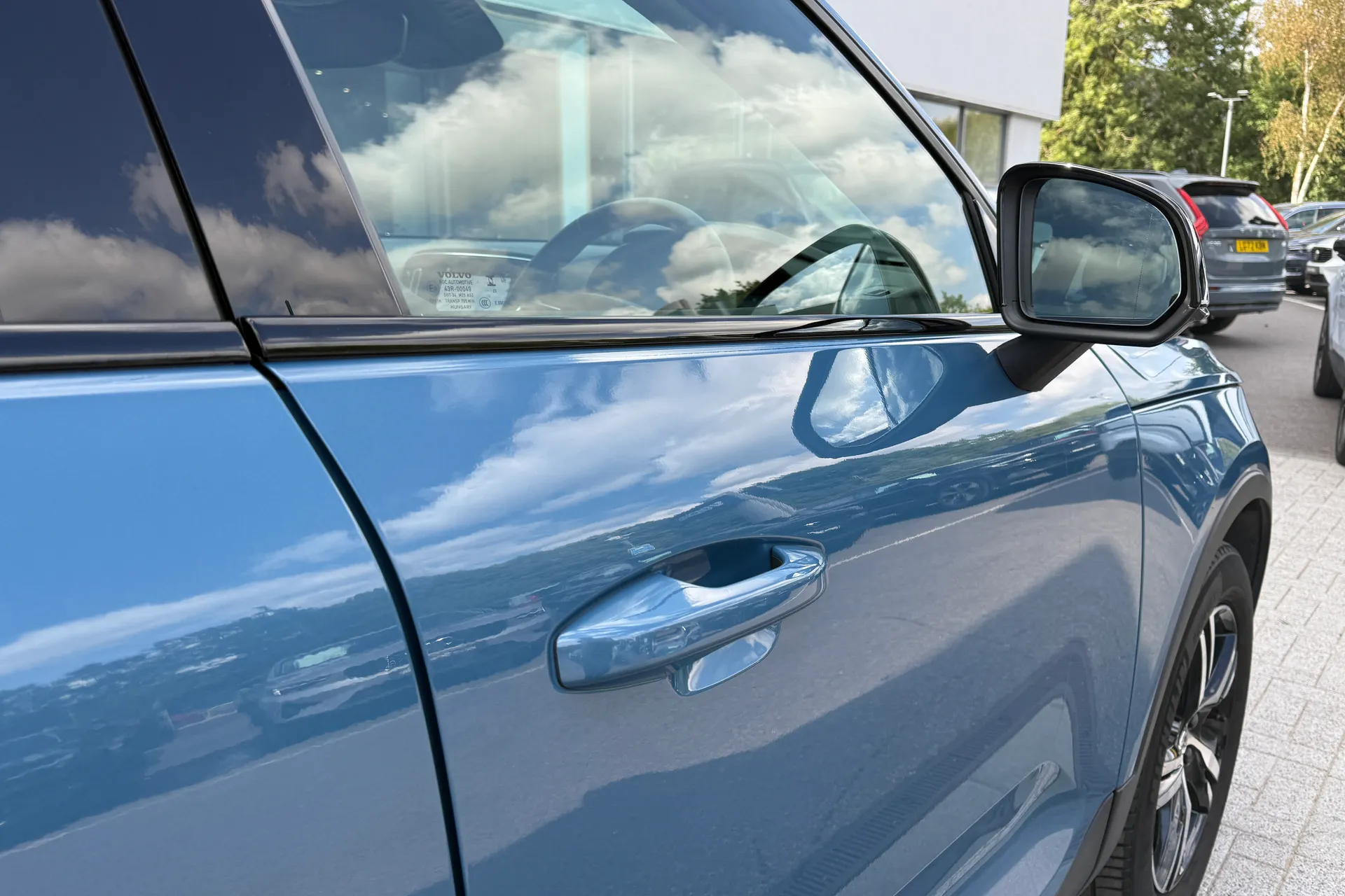 Volvo XC40 thumbnail image number 15