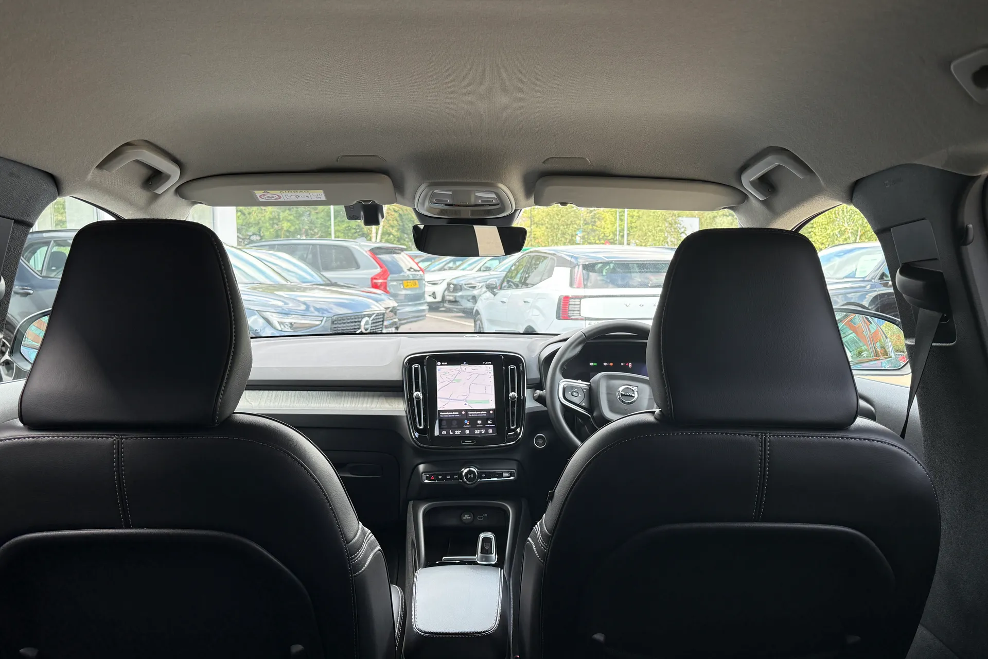 Volvo XC40 thumbnail image number 22