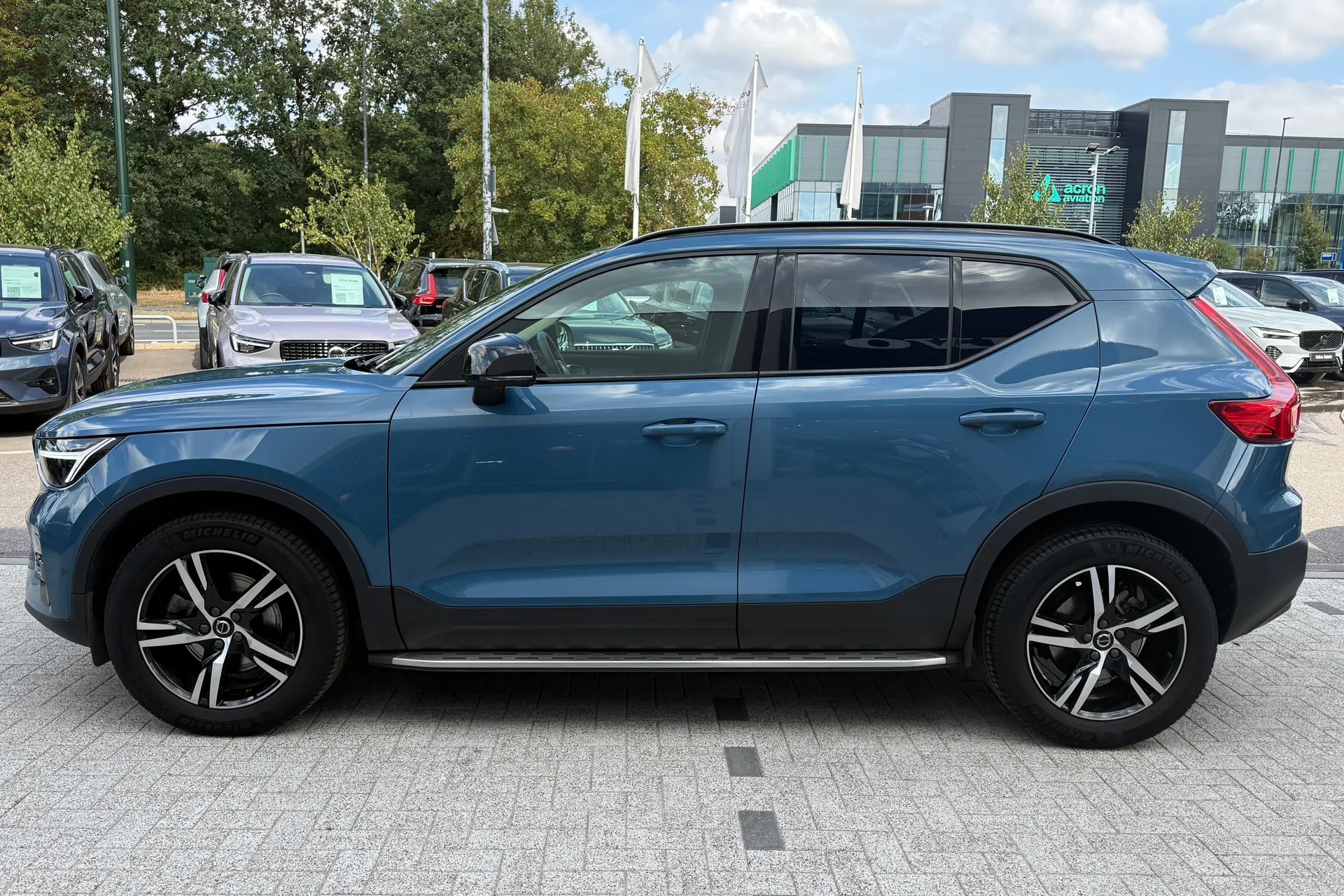 Volvo XC40 thumbnail image number 11