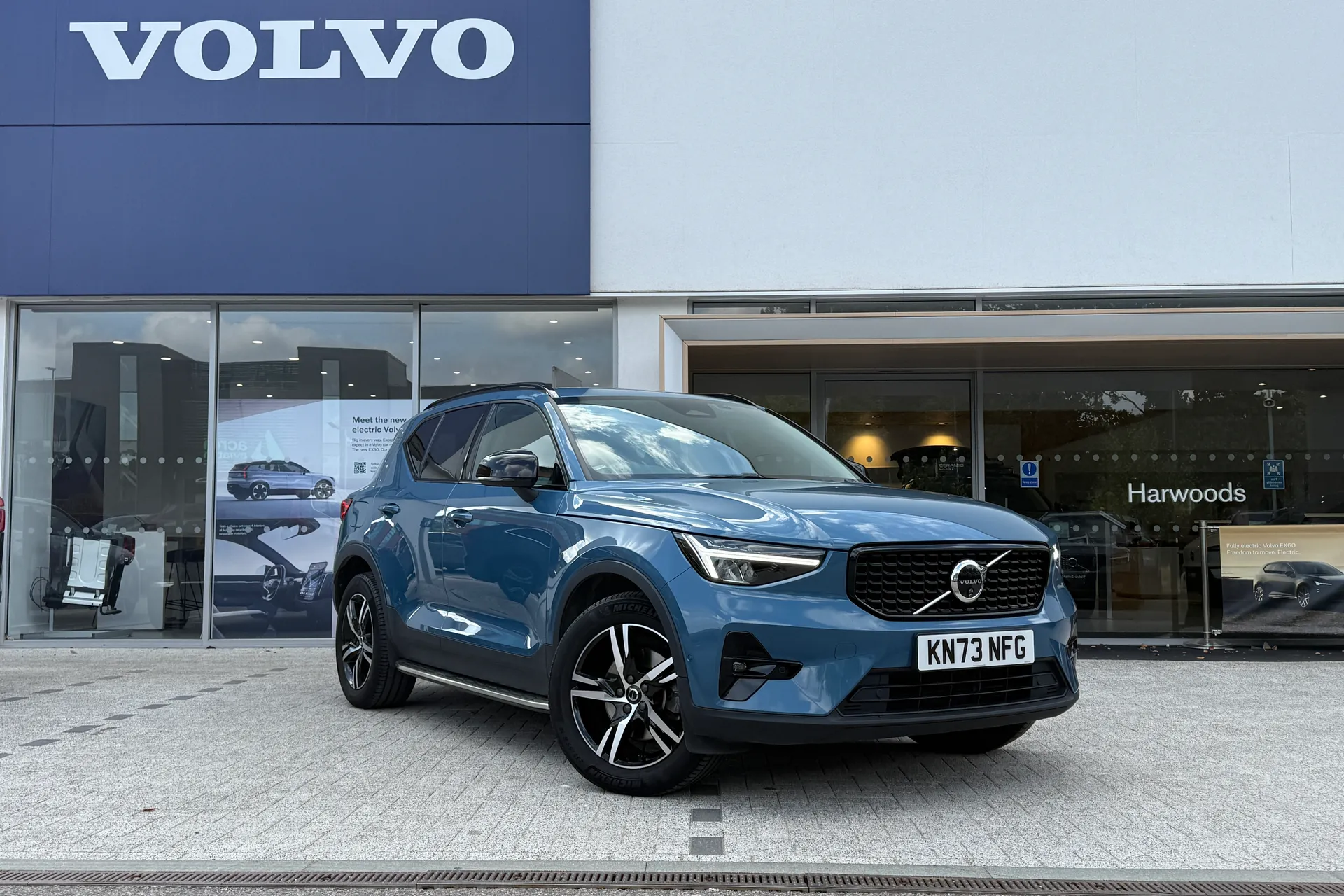 Volvo XC40 focused image