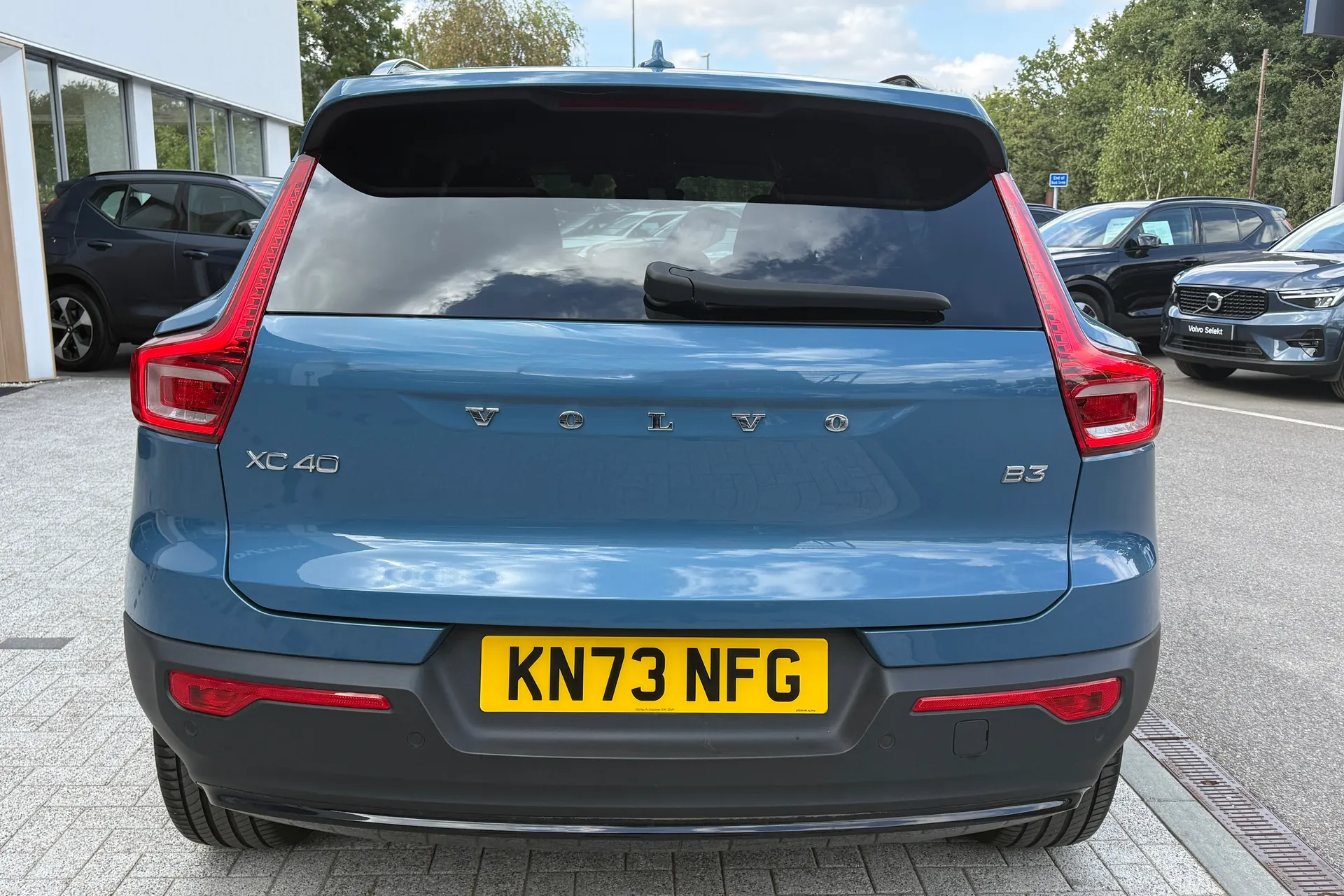 Volvo XC40 thumbnail image number 9