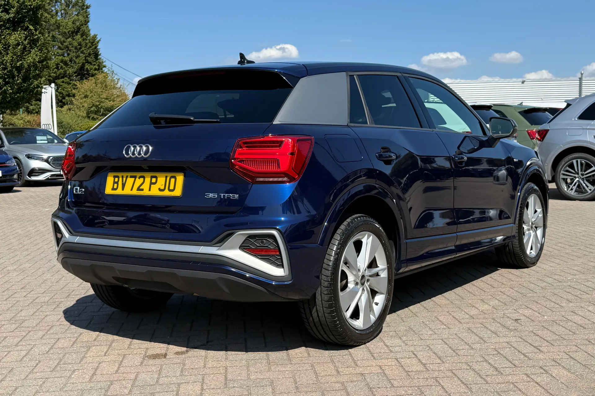 Audi Q2 thumbnail image number 31