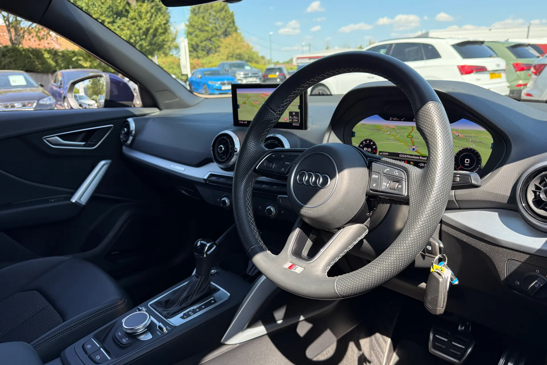 Audi Q2 thumbnail image number 27