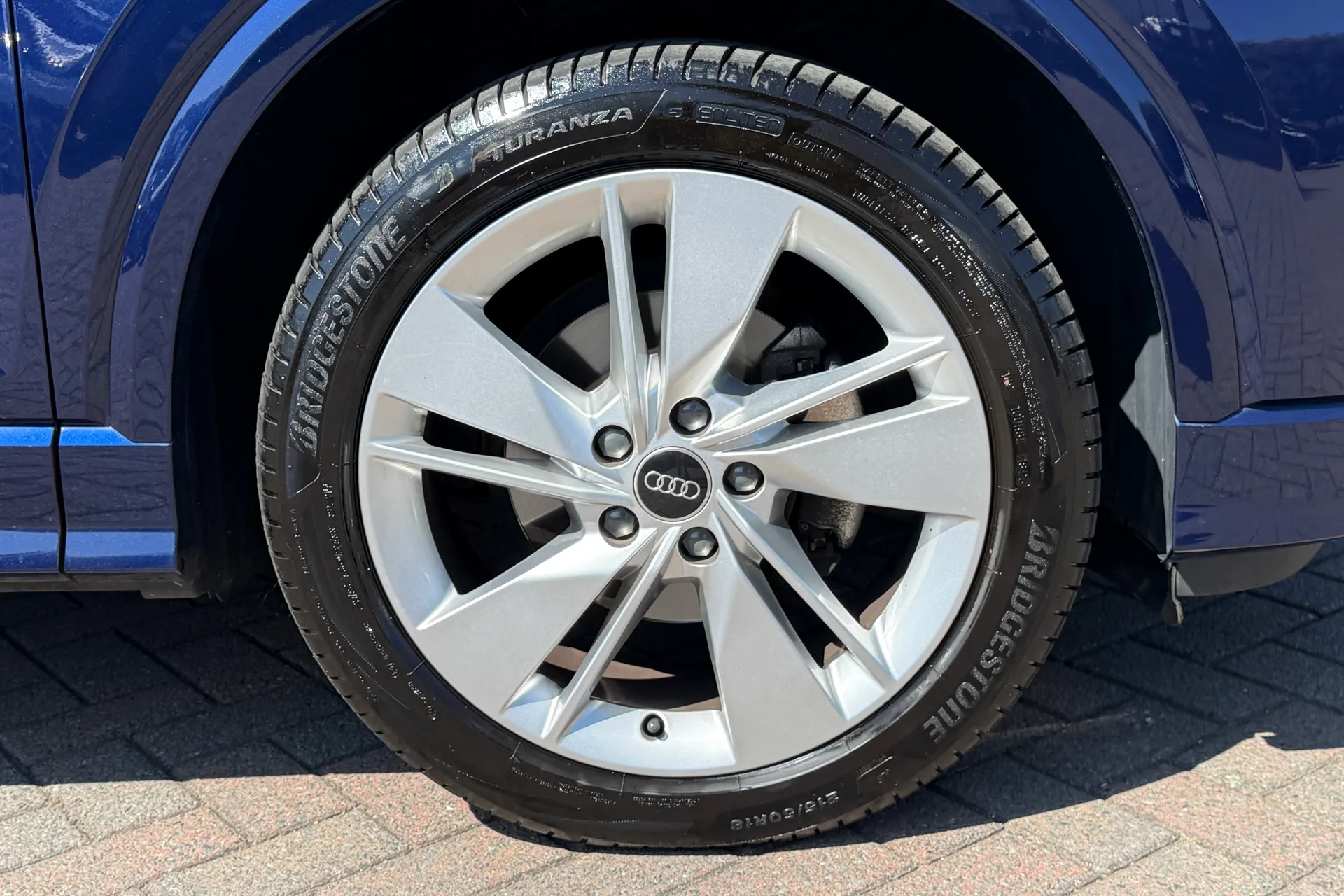 Audi Q2 thumbnail image number 45