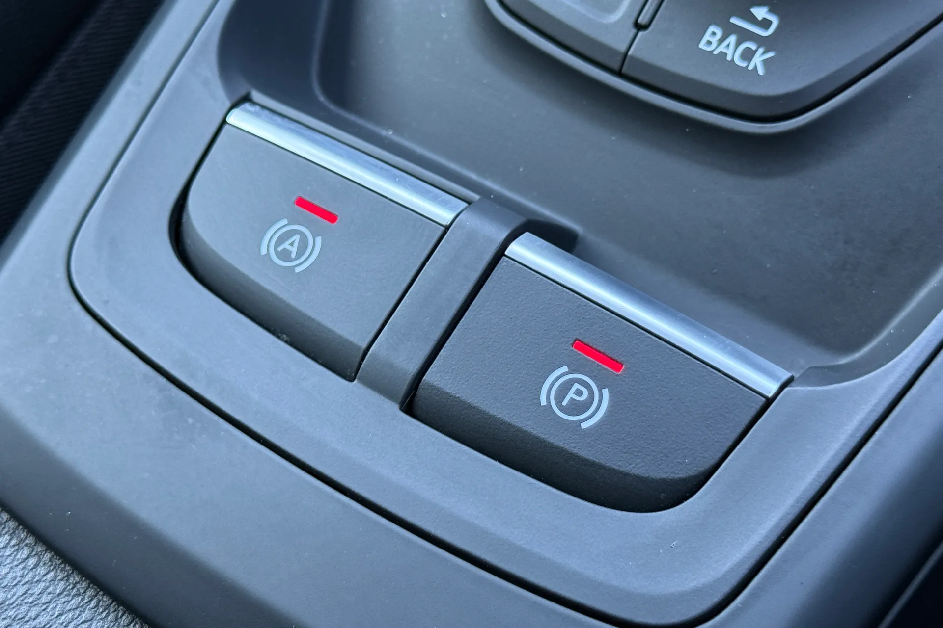 Audi Q2 thumbnail image number 40