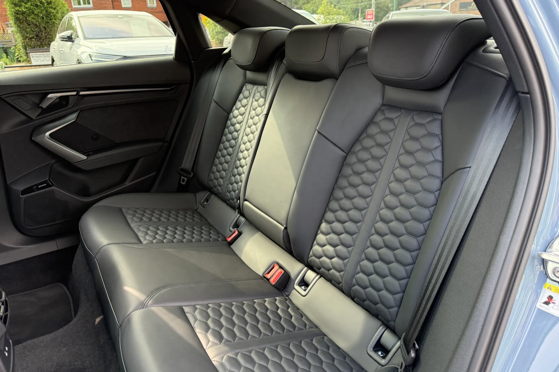 Audi RS3 thumbnail image number 57