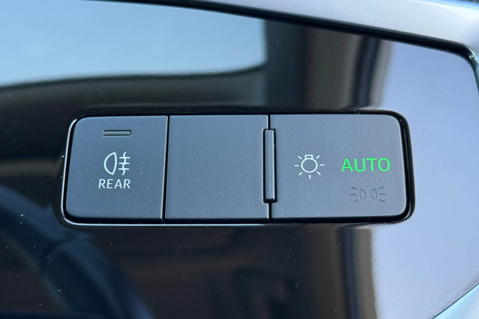 Audi Q3 thumbnail image number 21