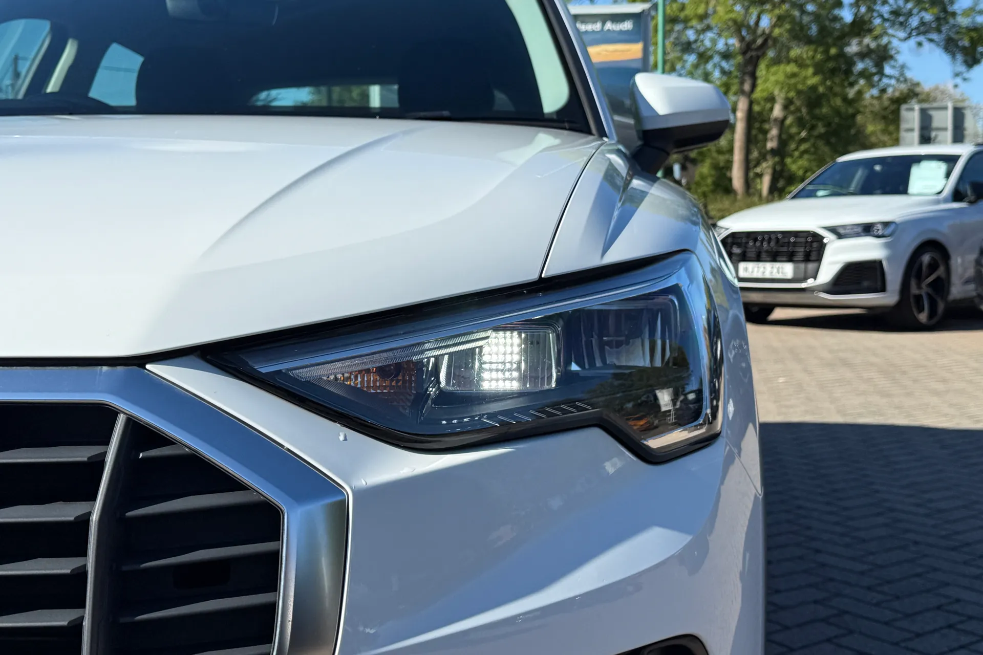 Audi Q3 thumbnail image number 49