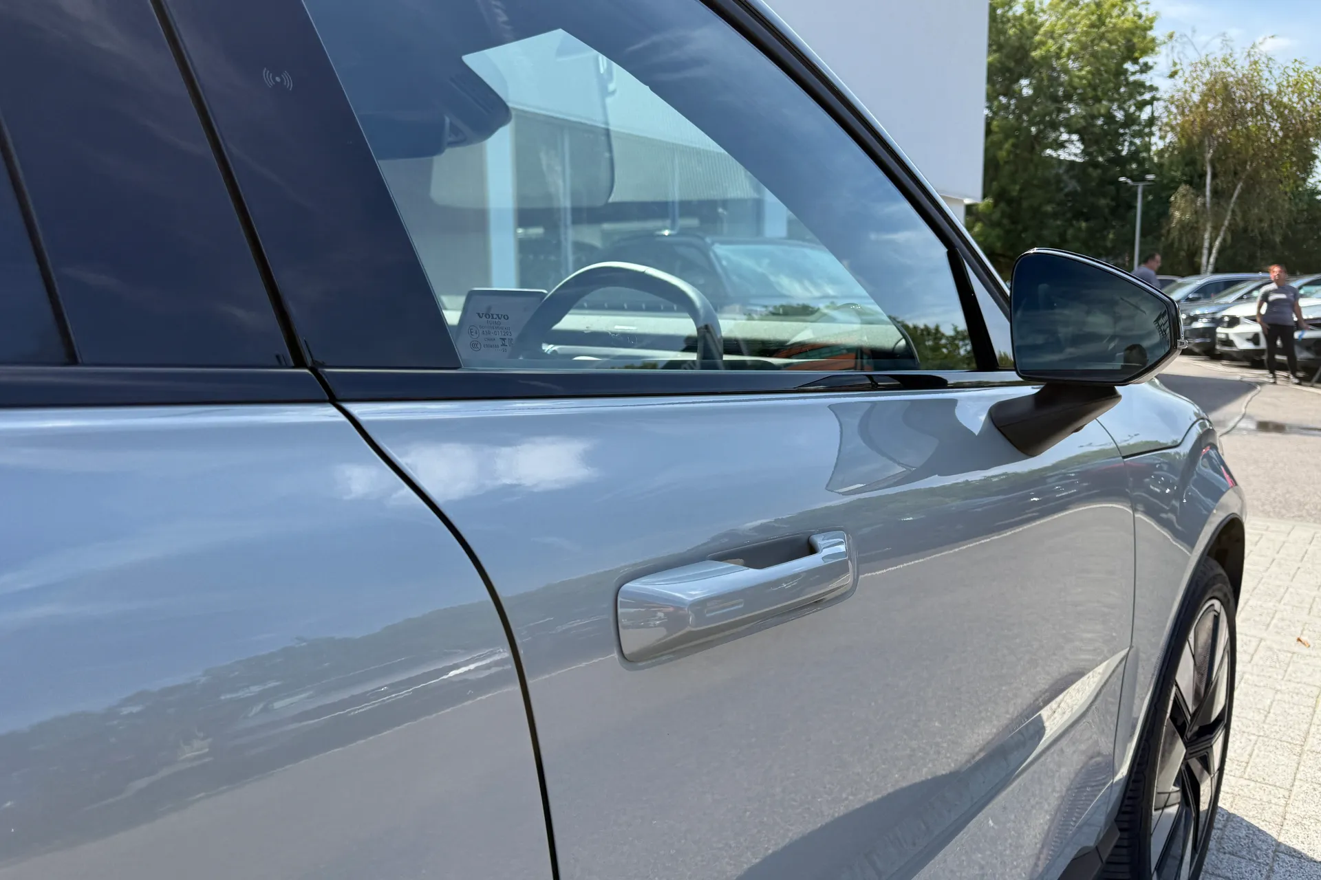 Volvo EX30 thumbnail image number 14
