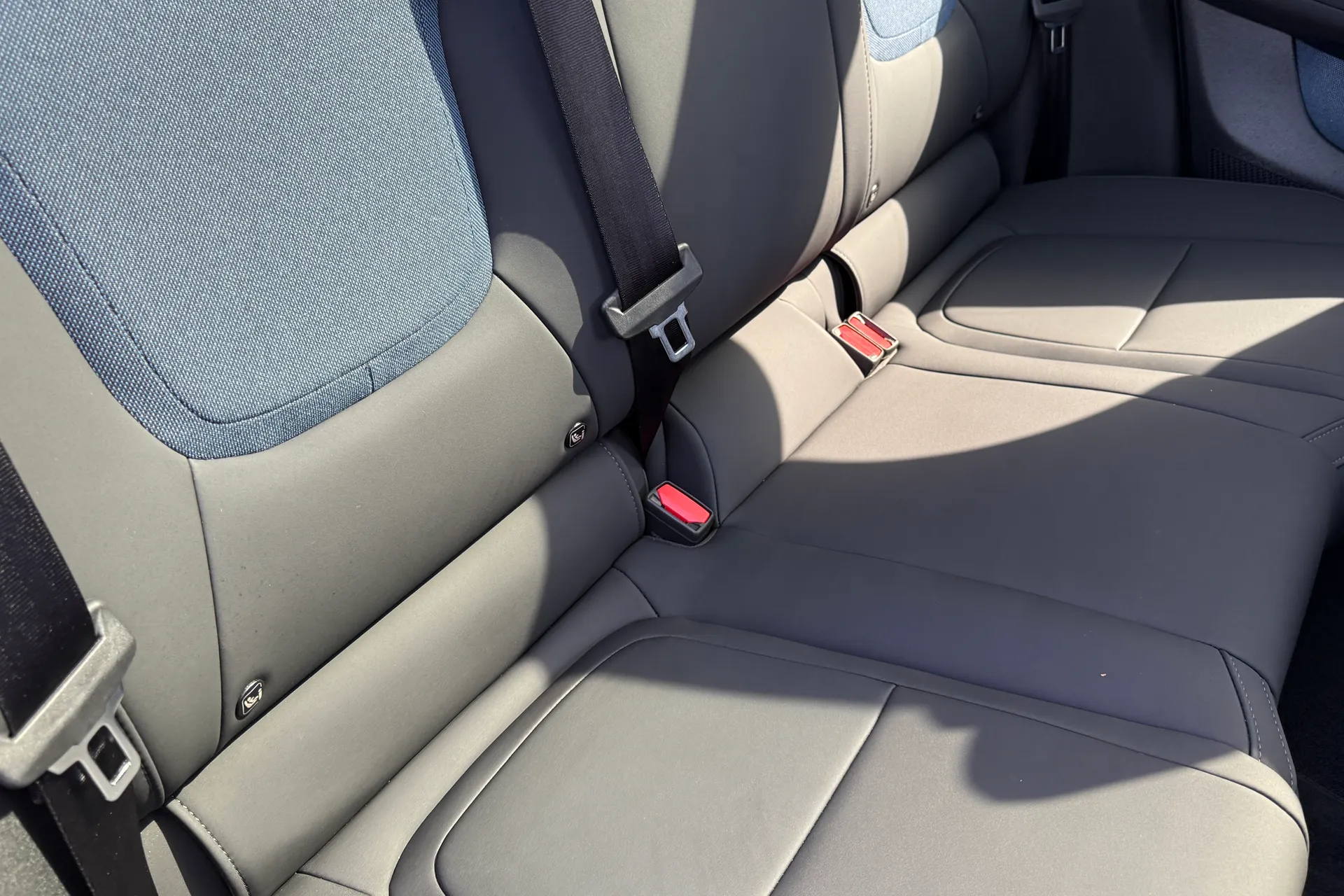 Volvo EX30 thumbnail image number 23
