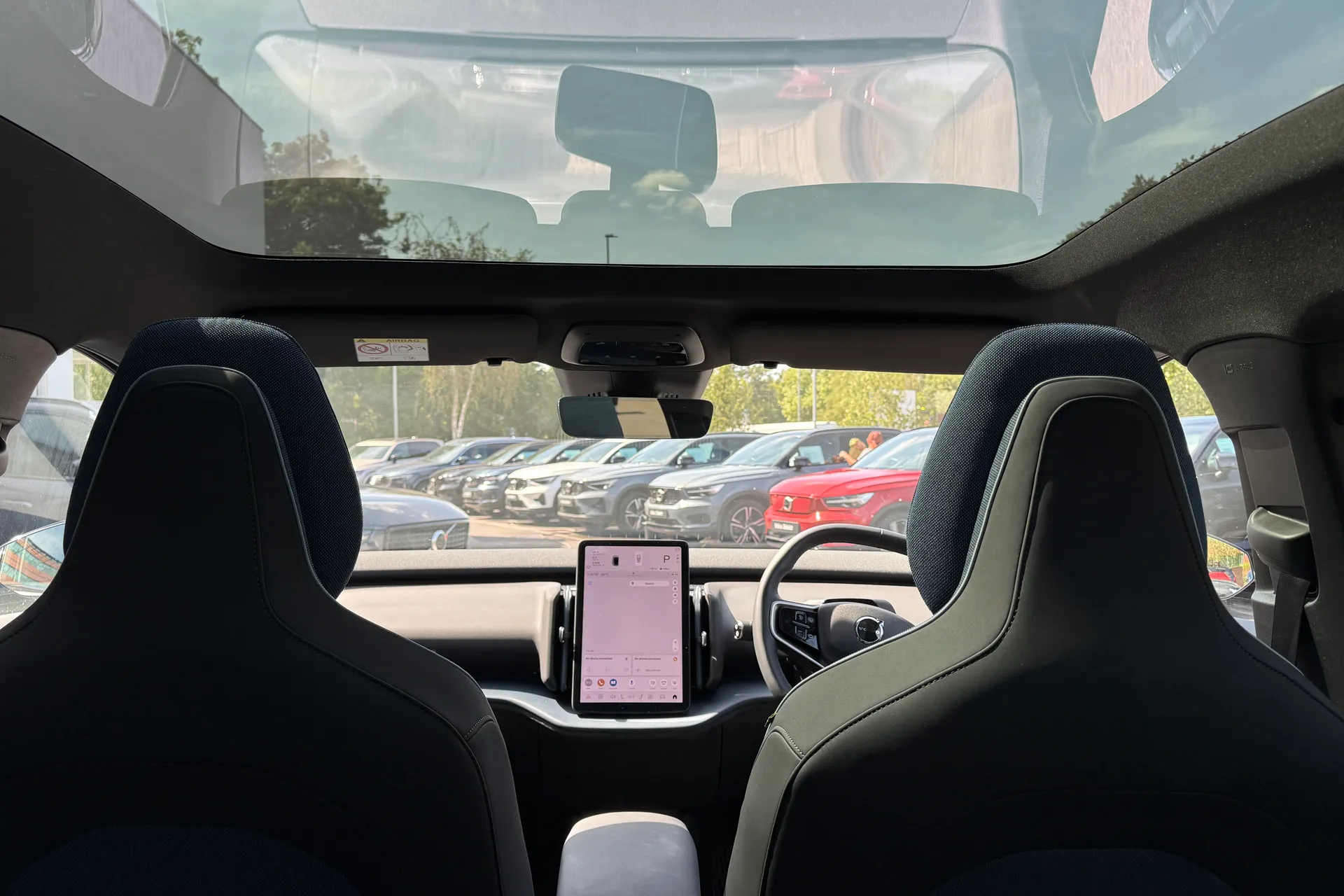 Volvo EX30 thumbnail image number 20