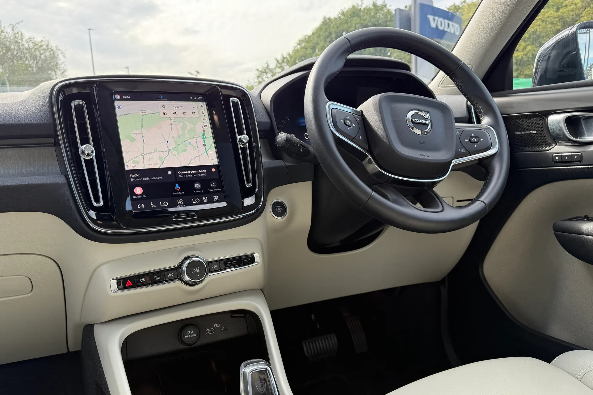 Volvo XC40 thumbnail image number 34