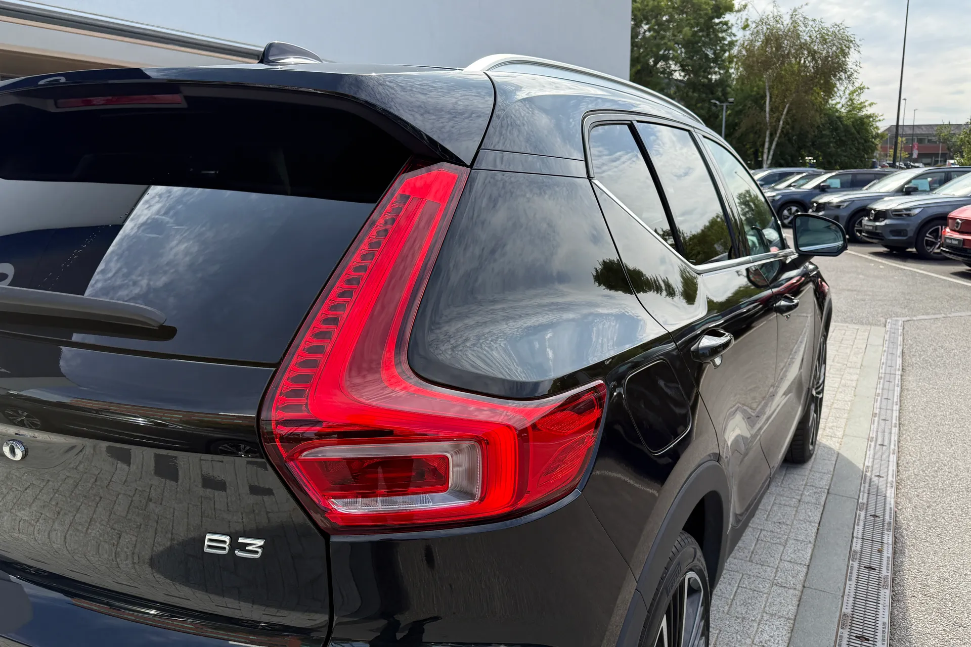 Volvo XC40 thumbnail image number 17