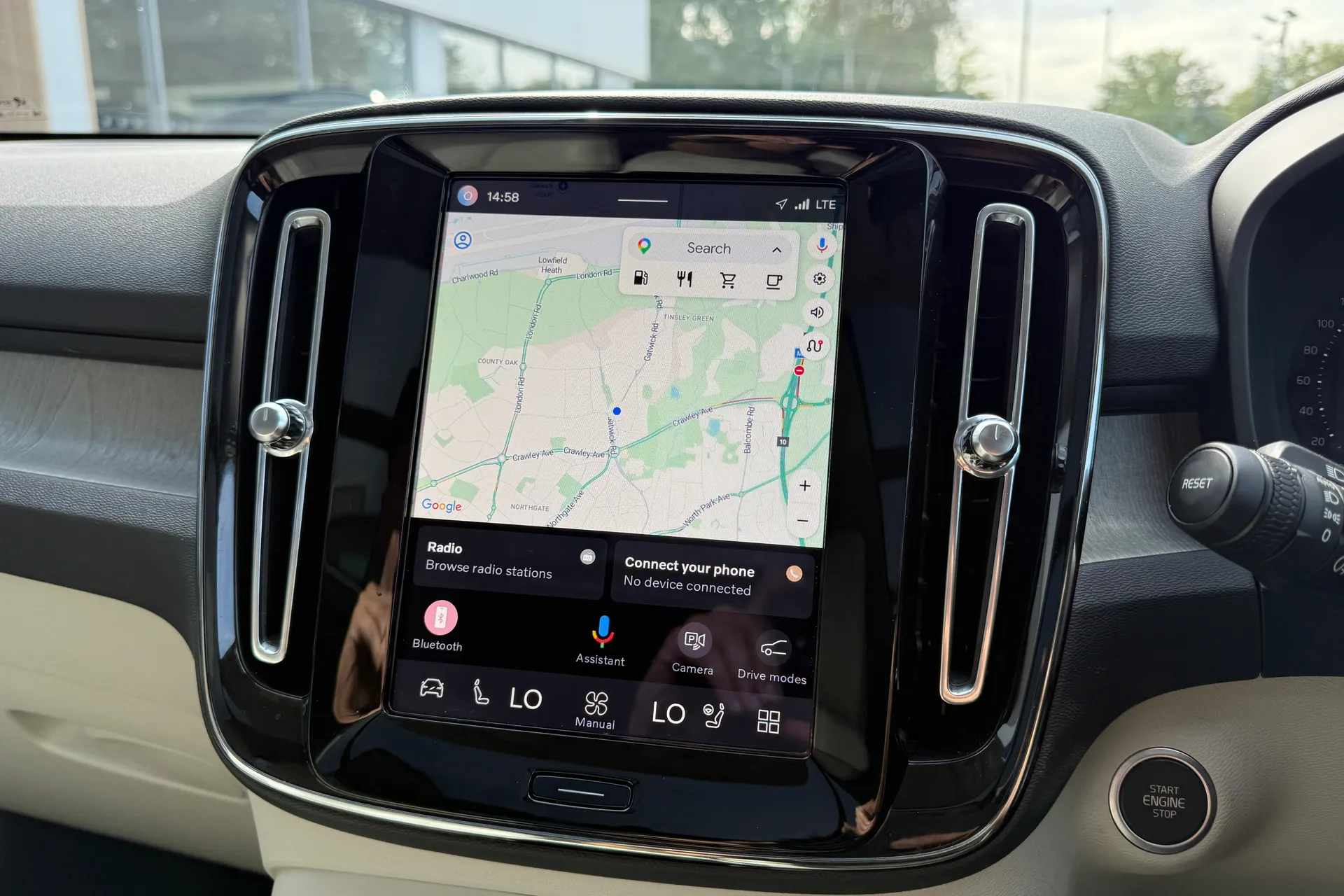 Volvo XC40 thumbnail image number 5