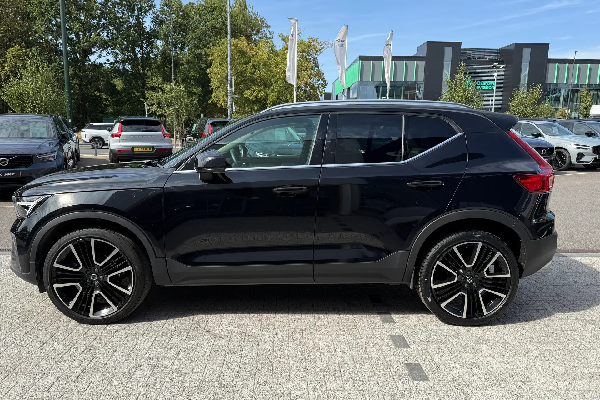 Volvo XC40 thumbnail image number 11