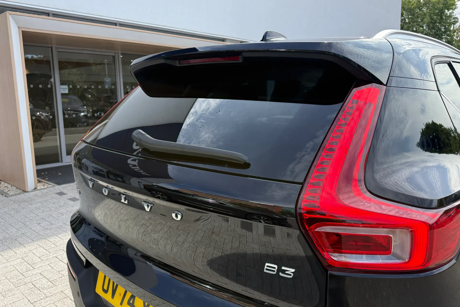 Volvo XC40 thumbnail image number 18